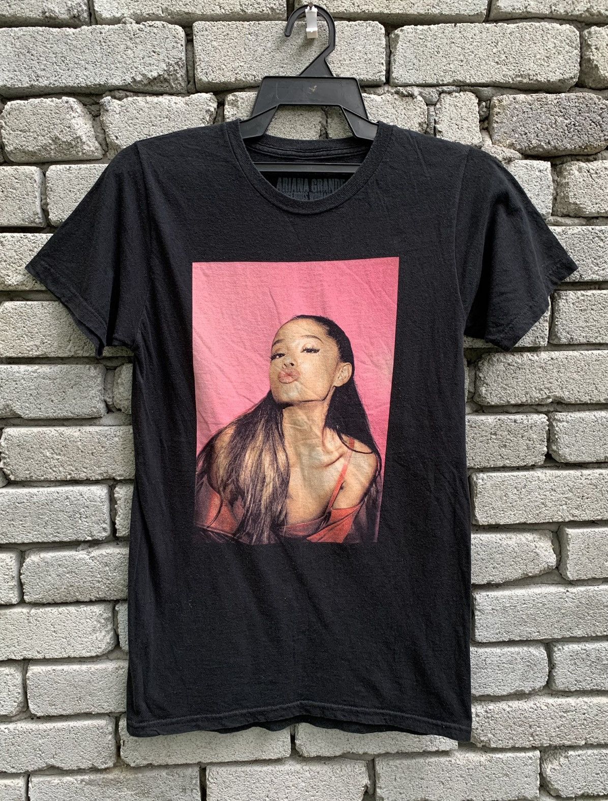Band Tees 🔥🔥 Ariana Grande Dangerous Woman Tour T Shirt Size US S / EU 44-46 / 1 - 2 Thumbnail