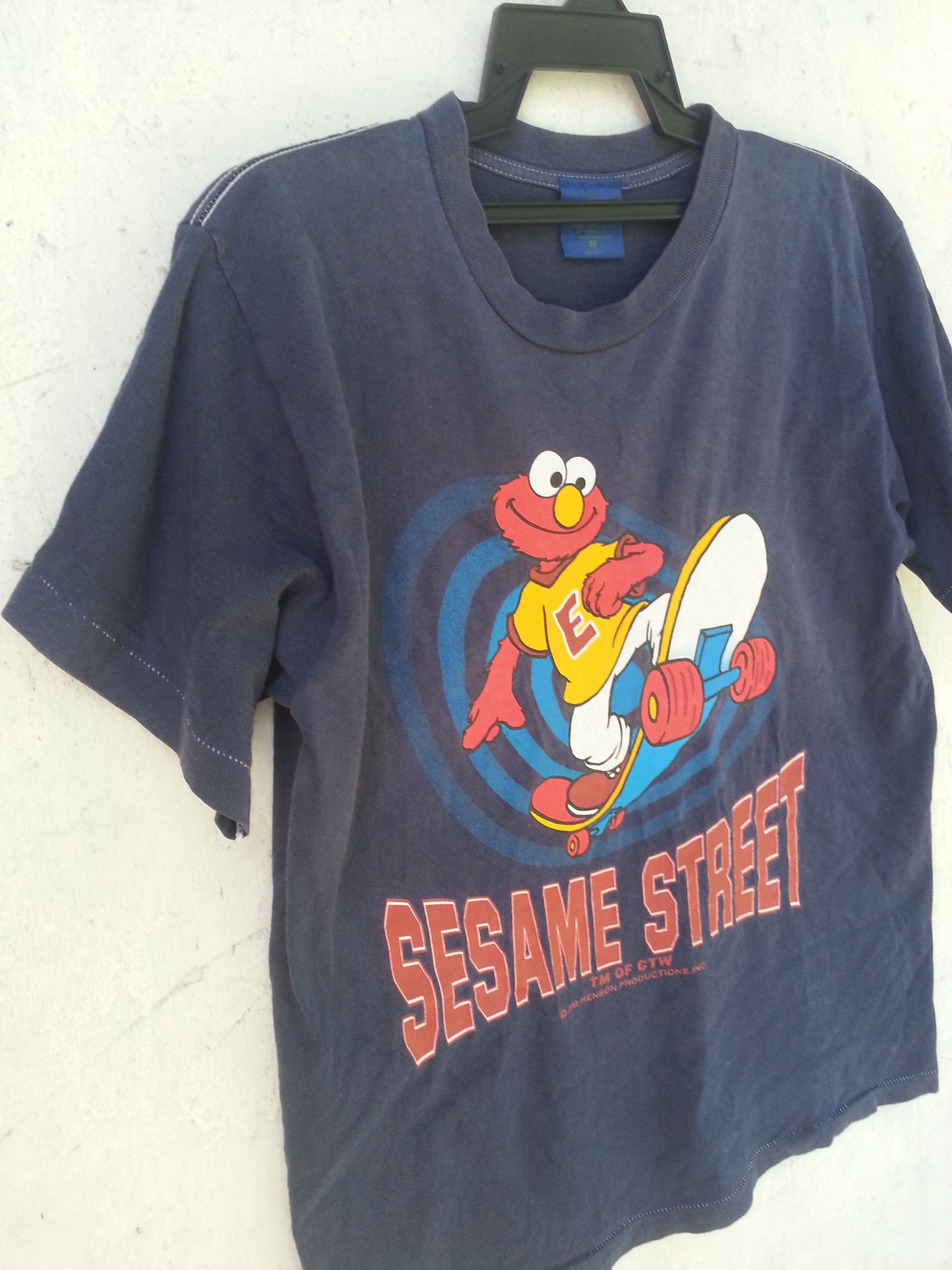 Cartoon Network Rare!!! VINTAGE SESAME STREET ELMO SHORT SLEEVE T SHIRT Size US M / EU 48-50 / 2 - 3 Thumbnail