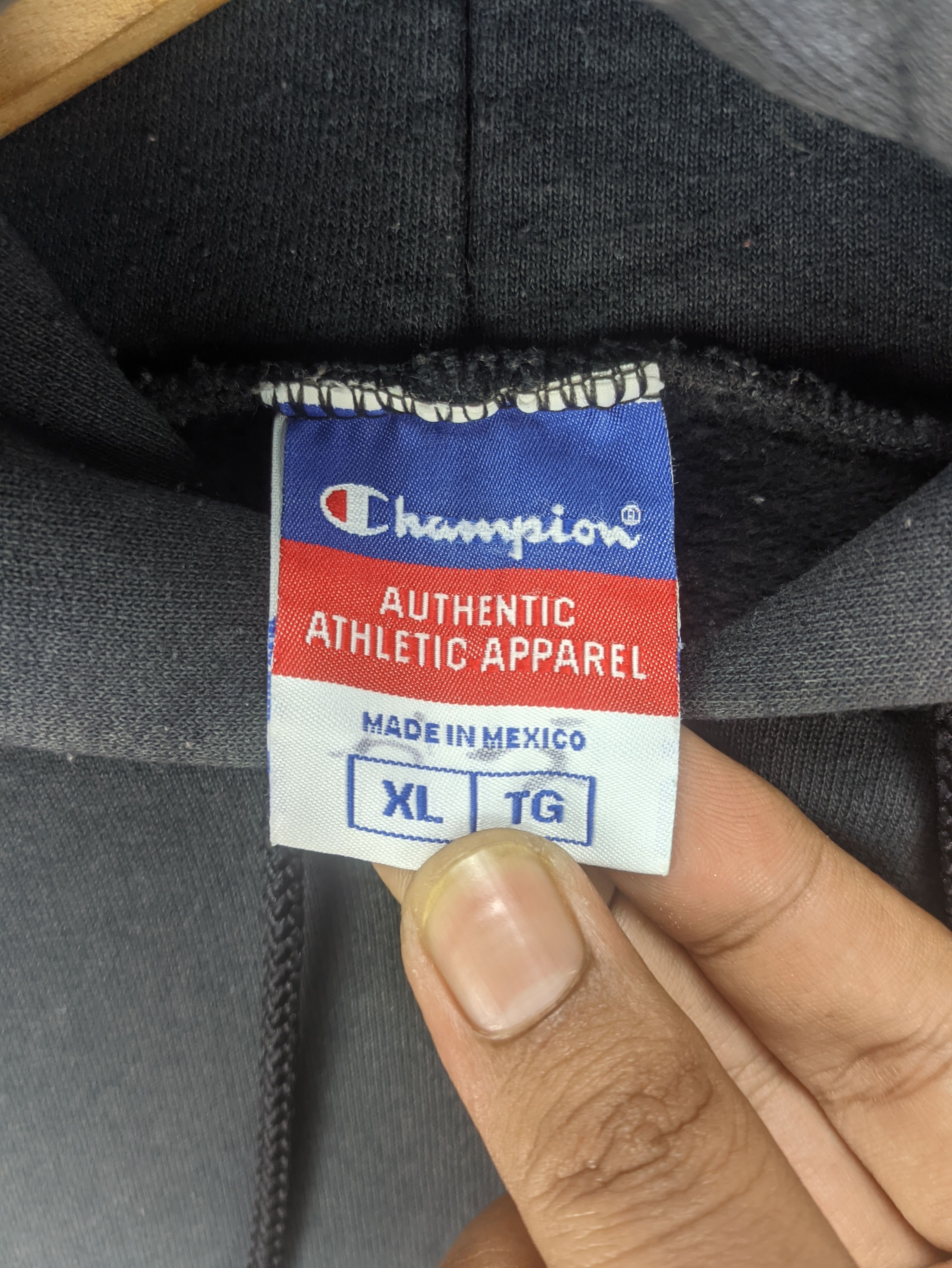 Champion Steals🔥Vintage Hoodie Morris Eagle by Champion Size US XL / EU 56 / 4 - 3 Thumbnail