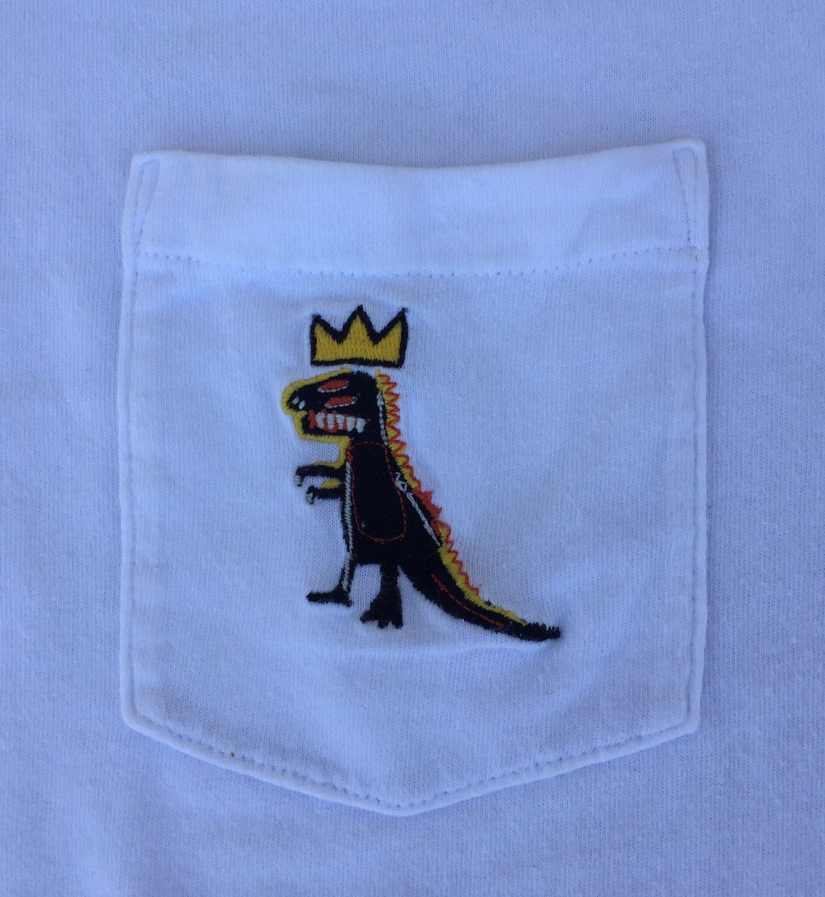 Jean-Michel Basquiat × Uniqlo Jean Michel Basquiat Pocket Tshirt Size US M / EU 48-50 / 2 - 2 Thumbnail