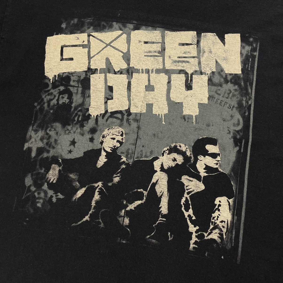 Band Tees Green Day Punk Rock Band T-shirt Size US L / EU 52-54 / 3 - 3 Thumbnail