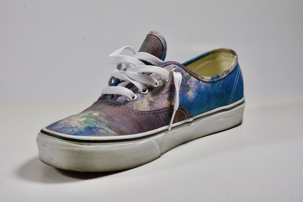 Vans authentic moma hot sale