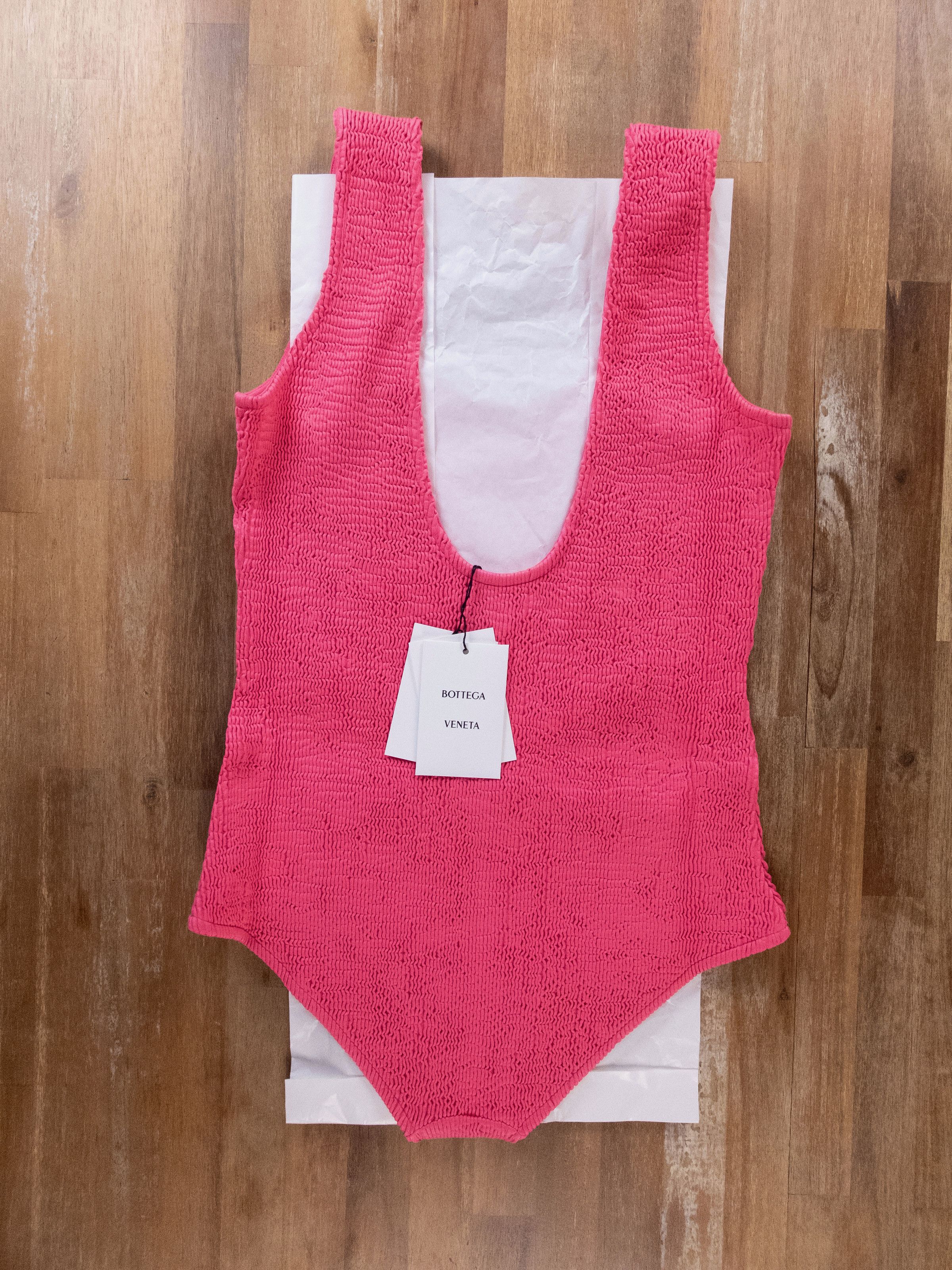 Bottega Veneta BOTTEGA VENETA crinkle pink one piece swimsuit swimwear 44 q Size 30" / US 8 / IT 44 - 6 Thumbnail