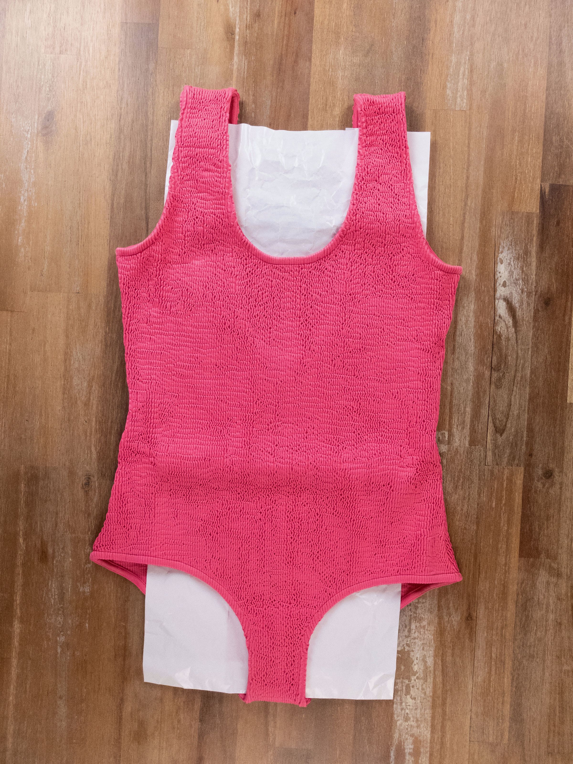 Bottega Veneta BOTTEGA VENETA crinkle pink one piece swimsuit swimwear 44 q Size 30" / US 8 / IT 44 - 4 Thumbnail