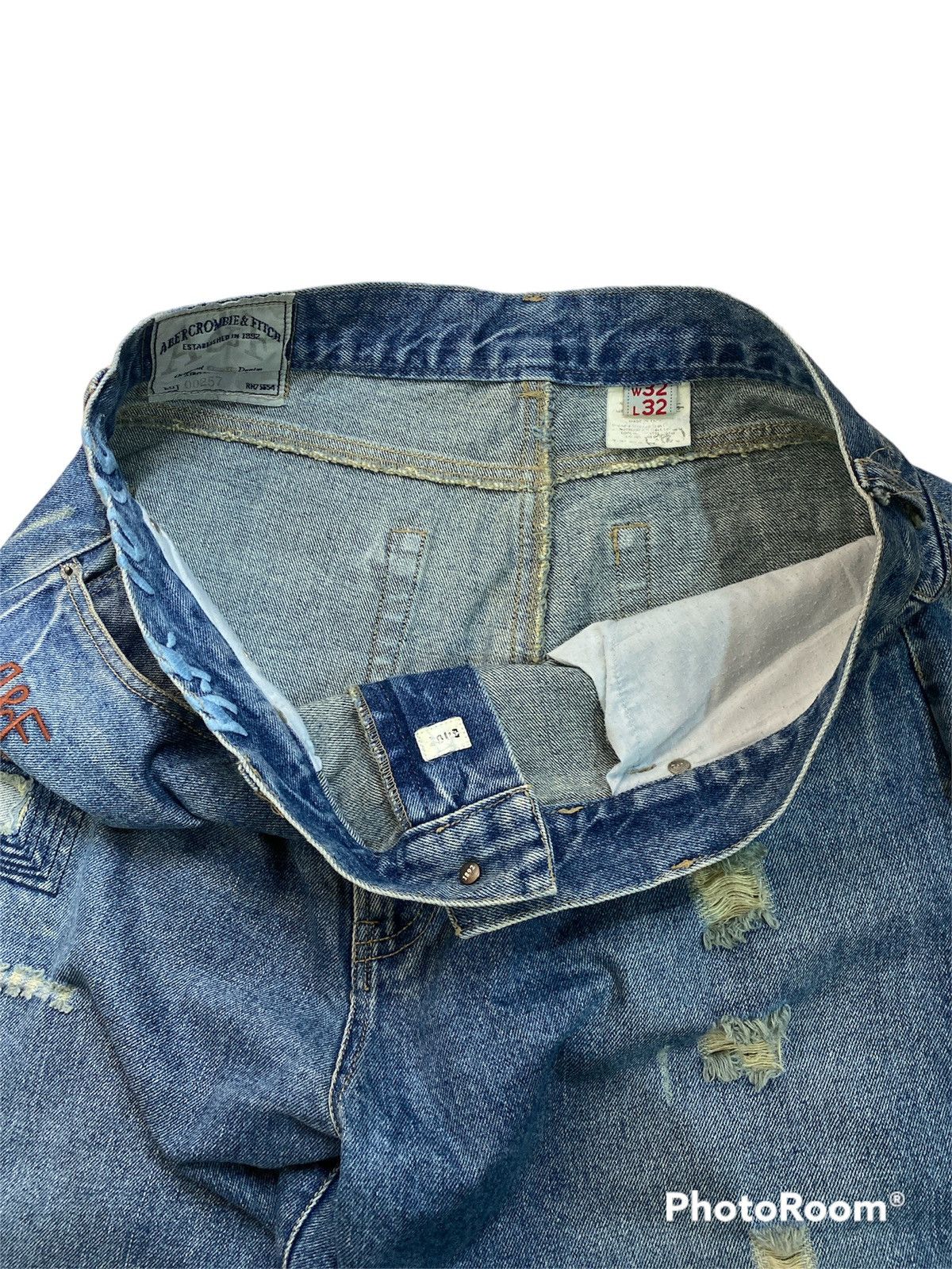 Abercrombie & Fitch Vintage Distressed Abercombie & Fitch Patchwork Baggy Jeans Size US 39 - 14 Thumbnail