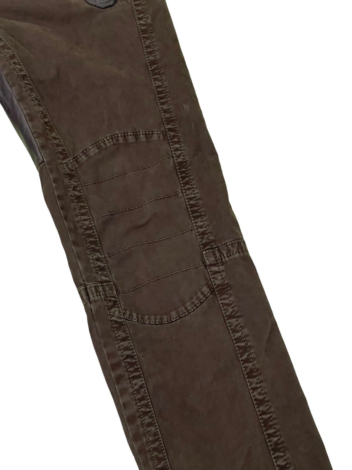 Japanese Brand Slim Biker Chinook Stretch Hybrid Moleskin Leather 1🟦2 Size US 31 - 17 Thumbnail