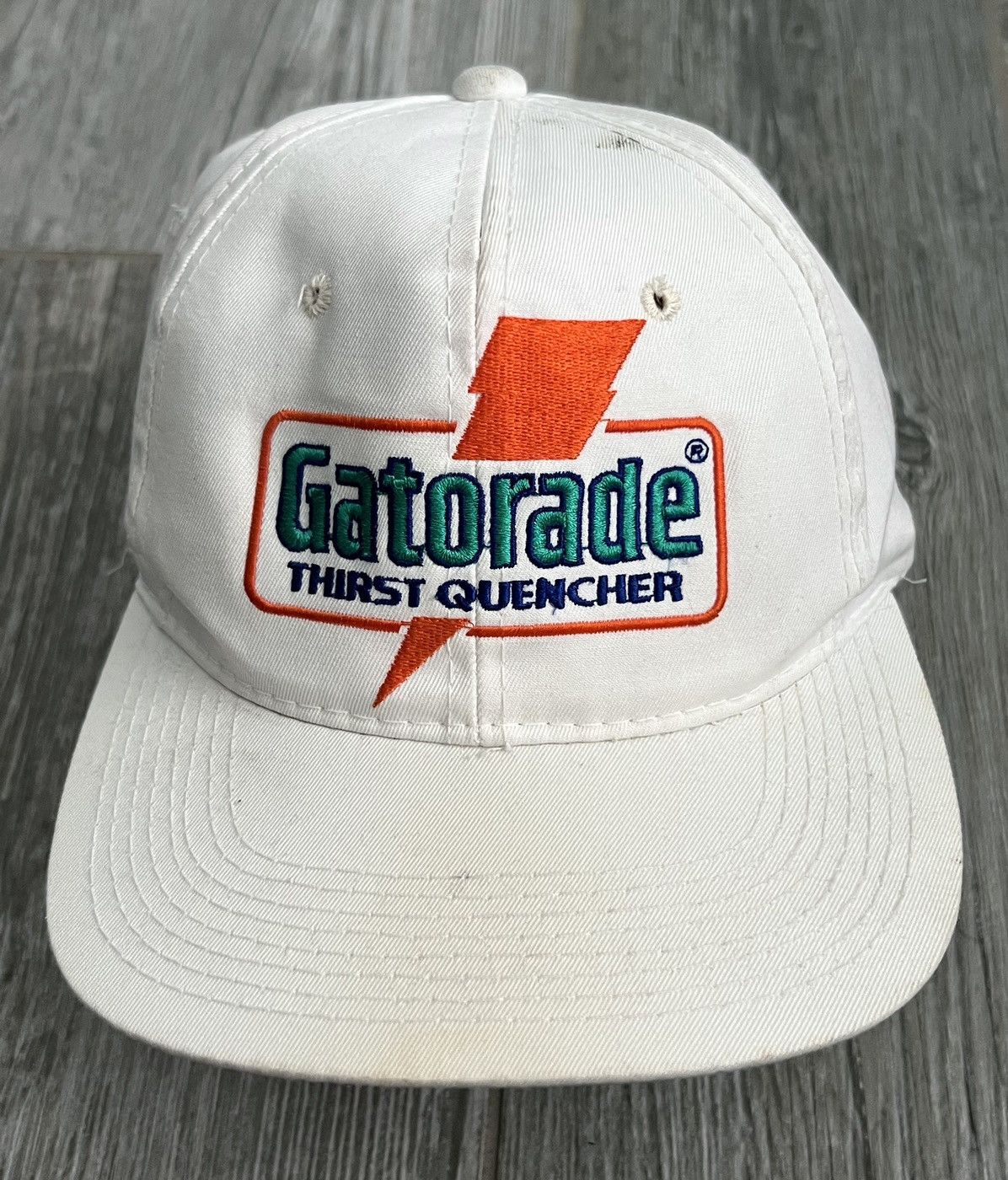 Vintage 1990s Gatorade Thirst Quencher White VintageArt Snapback Hat ...