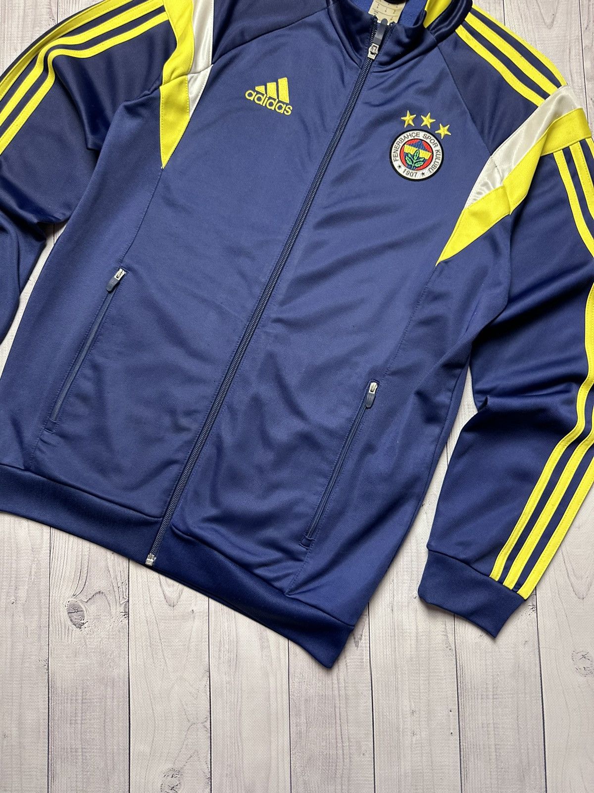 Vintage Vintage adidas track jacket Fenerbahce size S/M Size US S / EU 44-46 / 1 - 2 Thumbnail