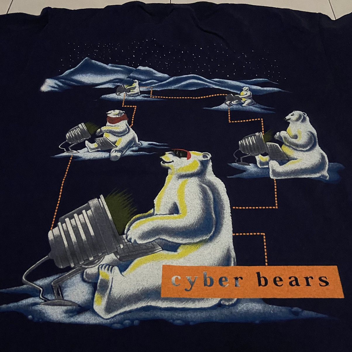 Coca Cola Vintage 90s coke bear tshirt Size US XL / EU 56 / 4 - 4 Thumbnail
