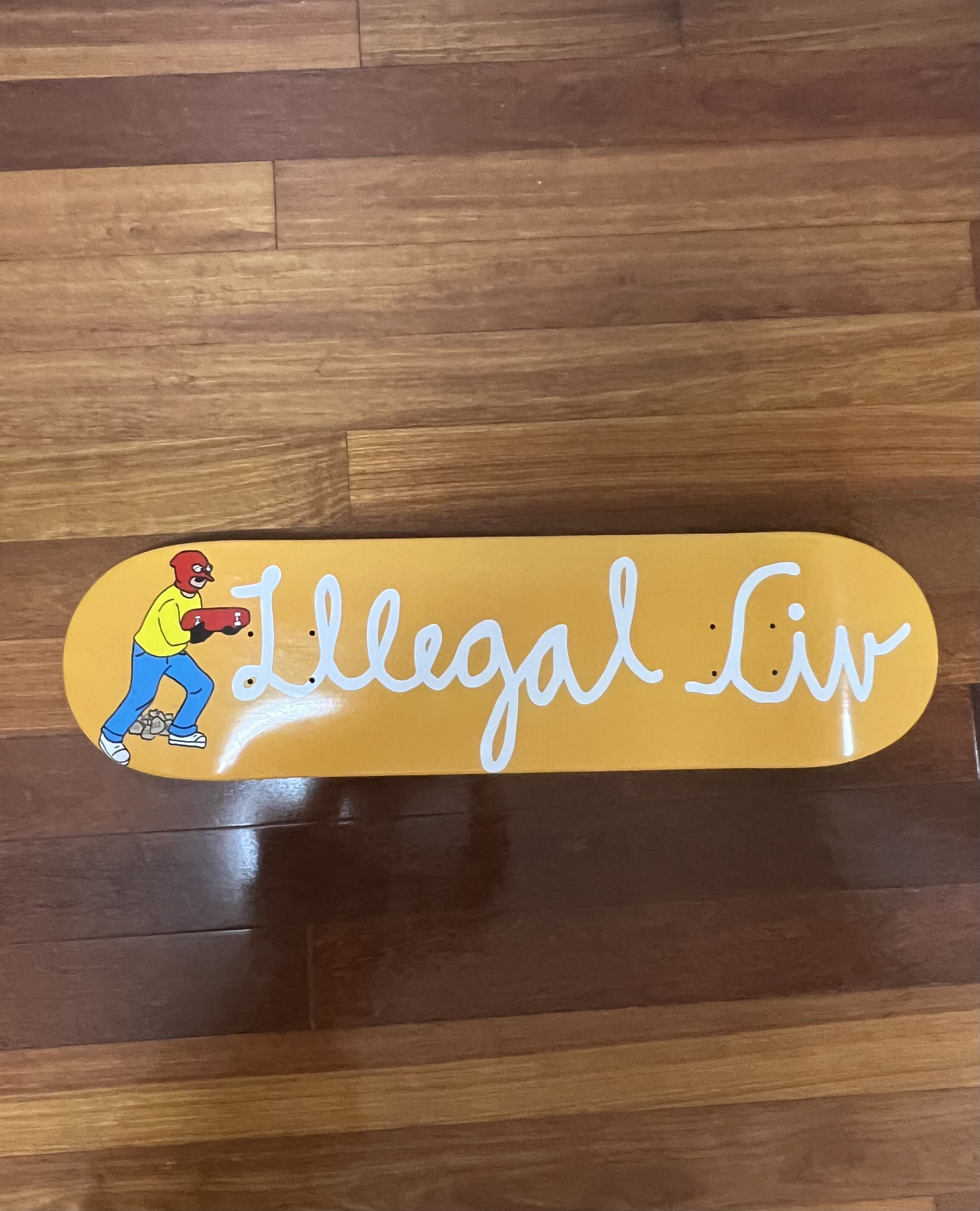 Illegal Civilization 💚 2020 Illegal Civilization 8.25 Robbery Deck Skateboard Size ONE SIZE - 1 Thumbnail