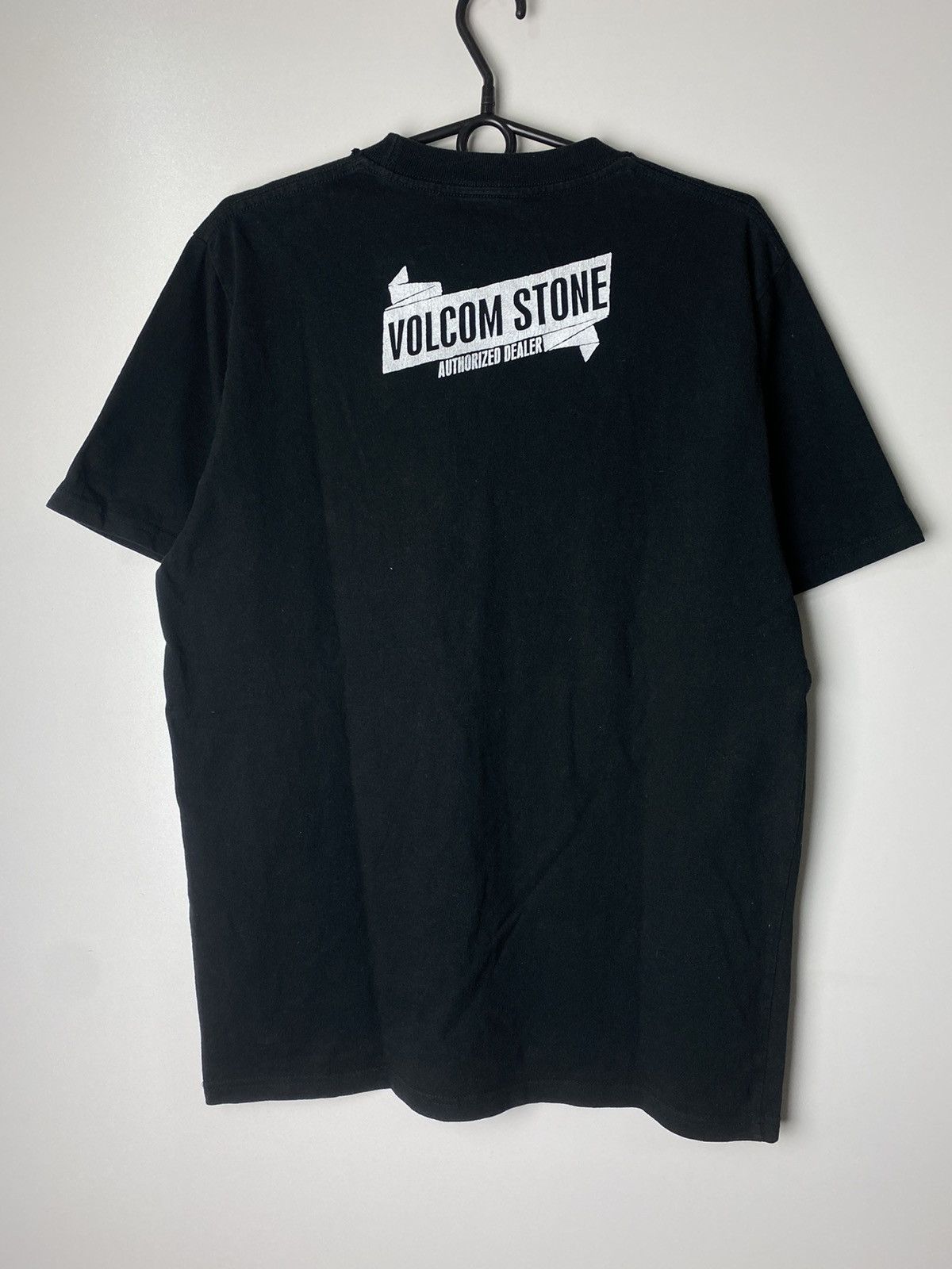 Volcom Volcom vintage t-shirts size L Size US L / EU 52-54 / 3 - 2 Thumbnail