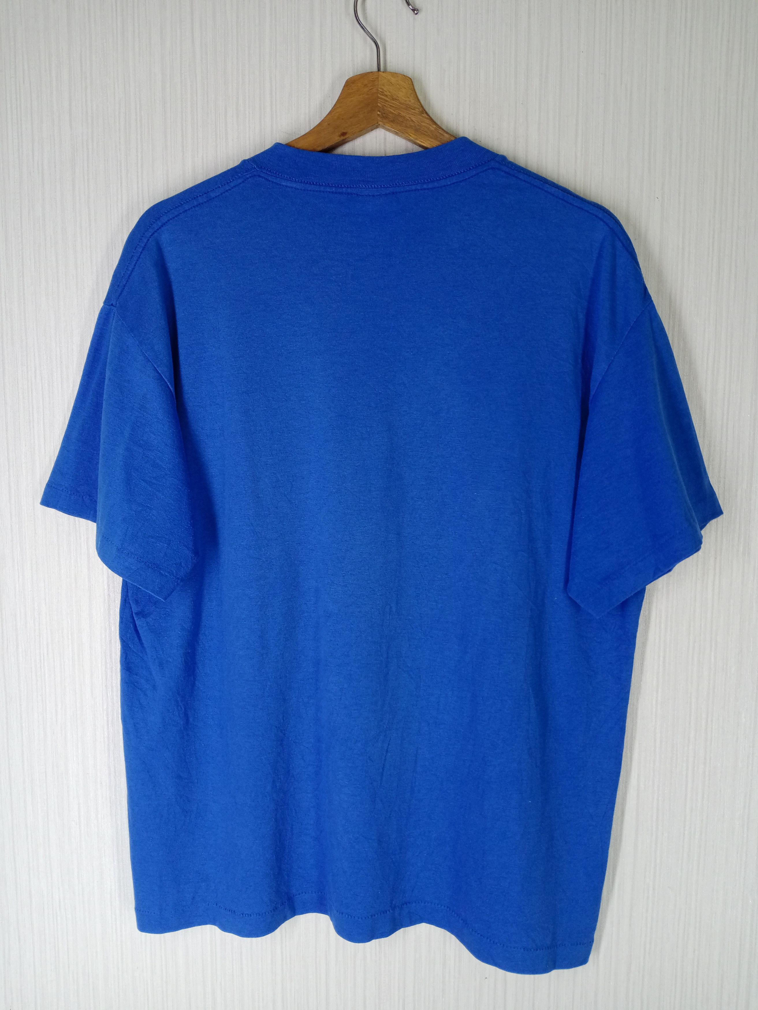 NBA Vintage 1992 New York Knicks Big Logo Tshirt Size US L / EU 52-54 / 3 - 8 Thumbnail