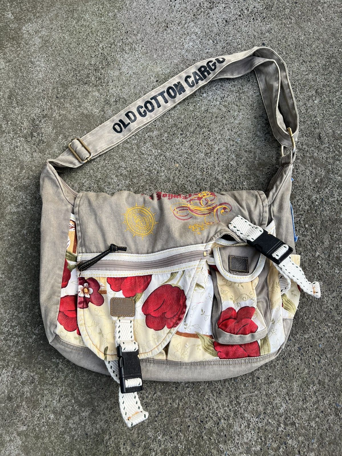 Other Vintage y2k Flowers Messenger Bag Multi Pocket Utility Size ONE SIZE - 1 Thumbnail