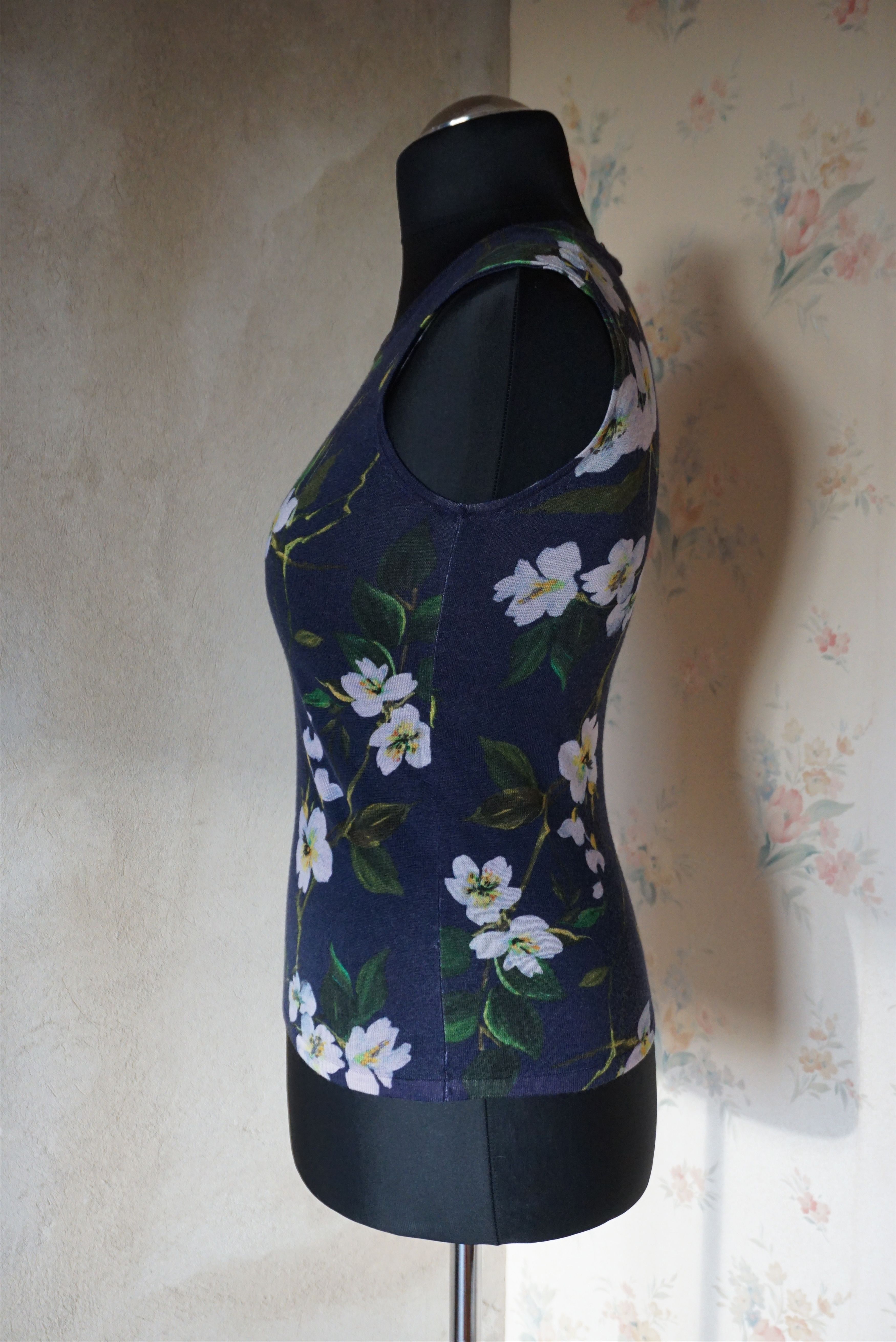 Designer RPR$650 ESCADA jumper XS 0/2/4 top 100% virgin wool knitted Size XS / US 0-2 / IT 36-38 - 11 Thumbnail