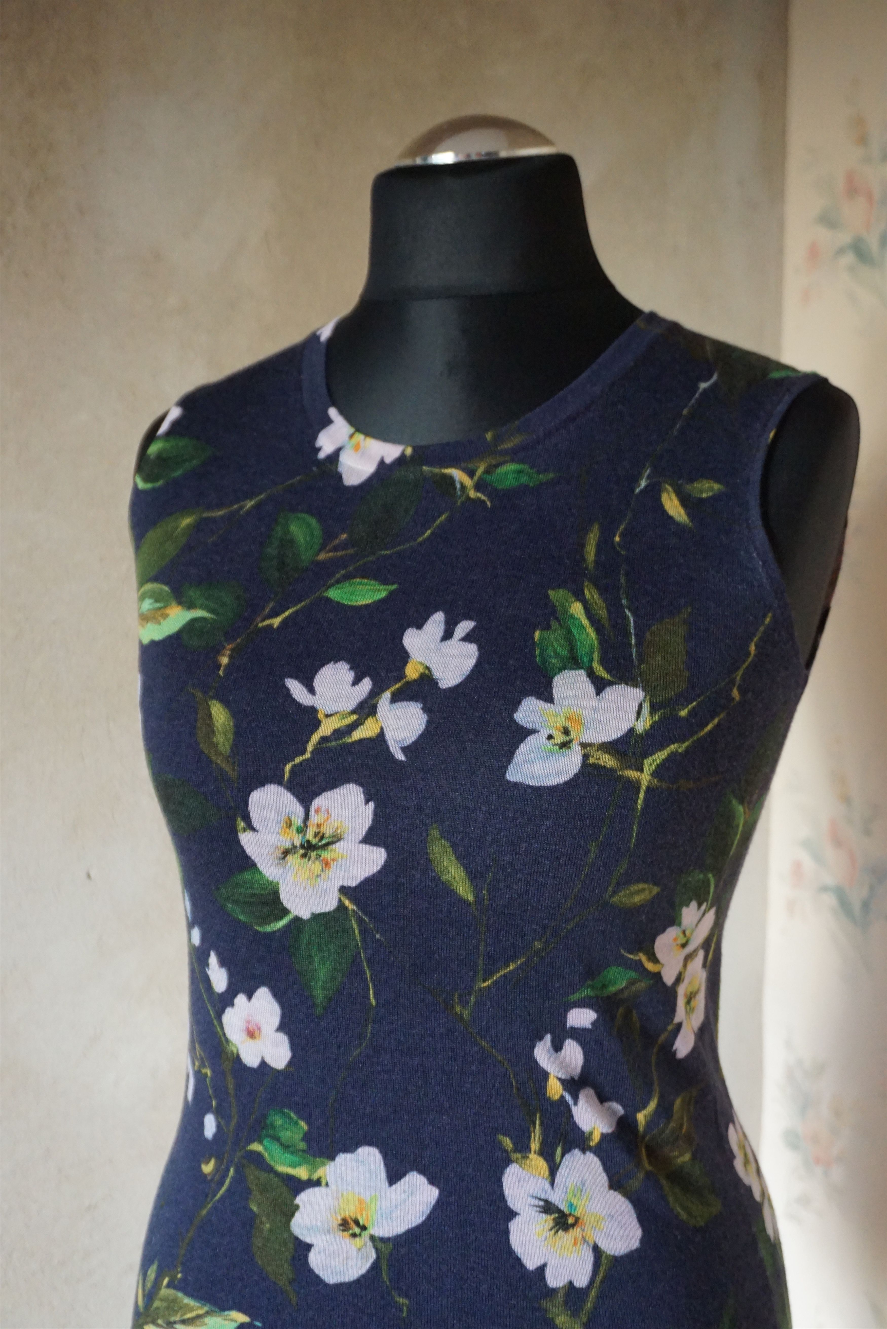 Designer RPR$650 ESCADA jumper XS 0/2/4 top 100% virgin wool knitted Size XS / US 0-2 / IT 36-38 - 8 Thumbnail