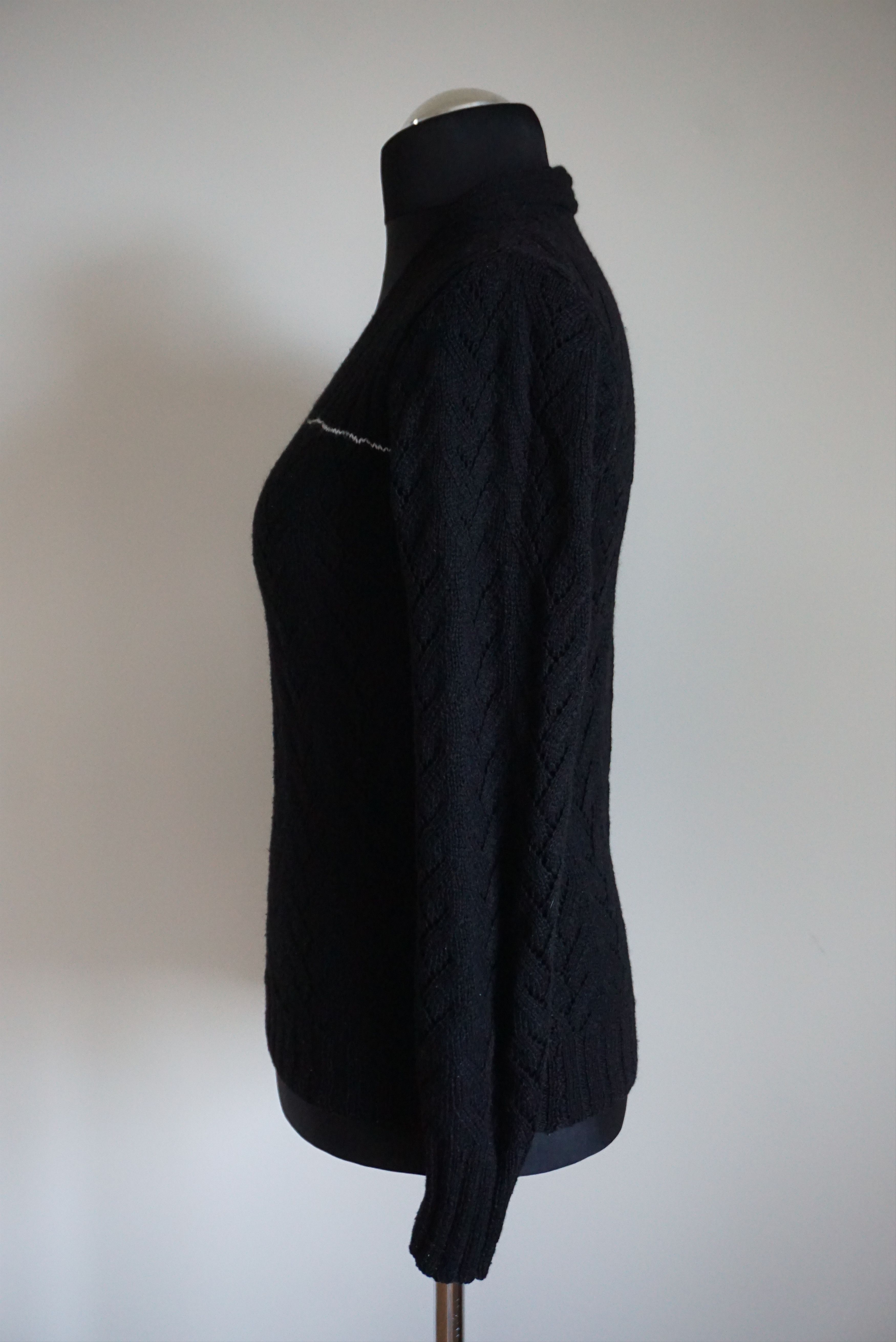 Handmade Vintage hand knitted jumper S/M 10/12 patterned wool blend Size S / US 4 / IT 40 - 15 Thumbnail