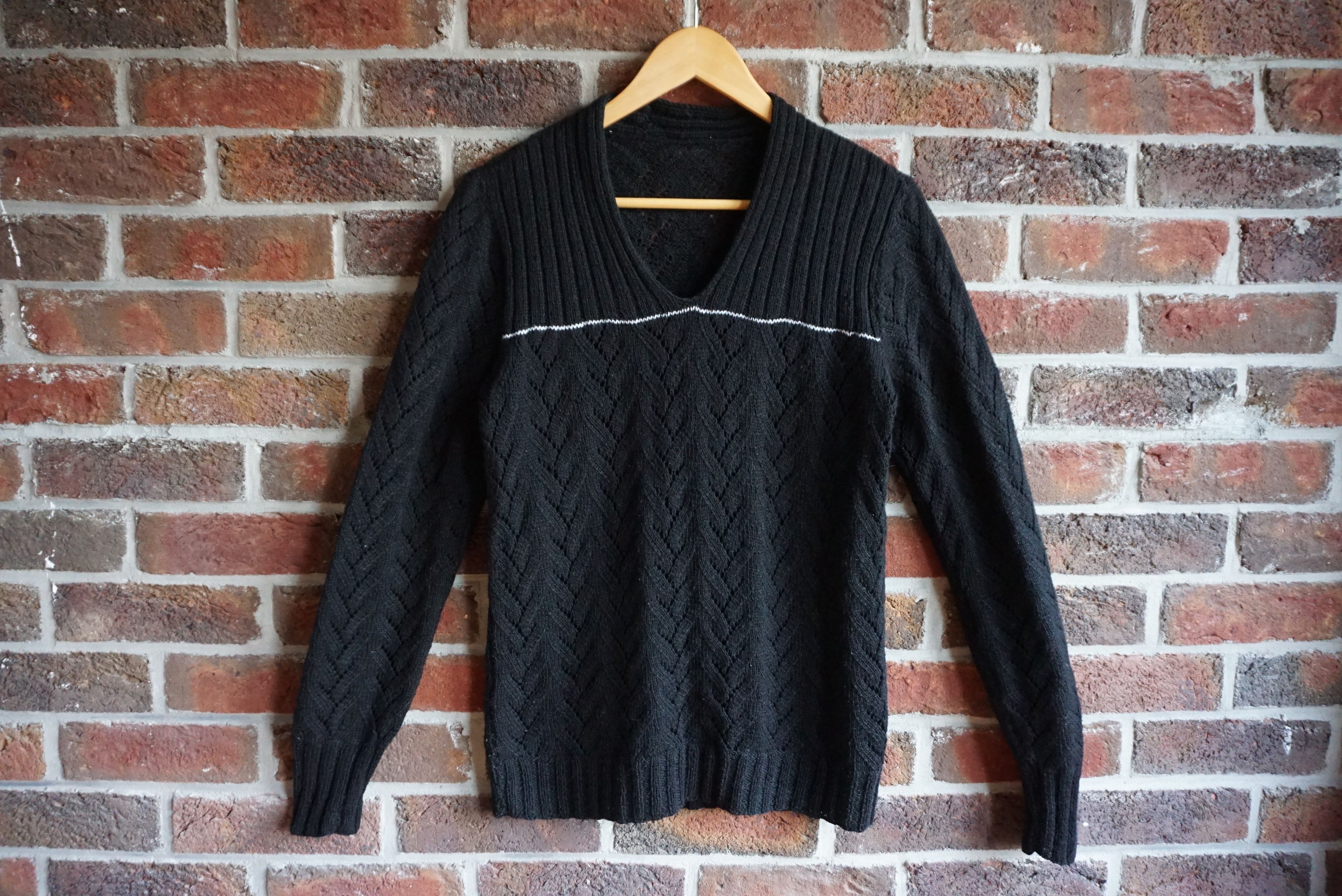 Handmade Vintage hand knitted jumper S/M 10/12 patterned wool blend Size S / US 4 / IT 40 - 1 Thumbnail
