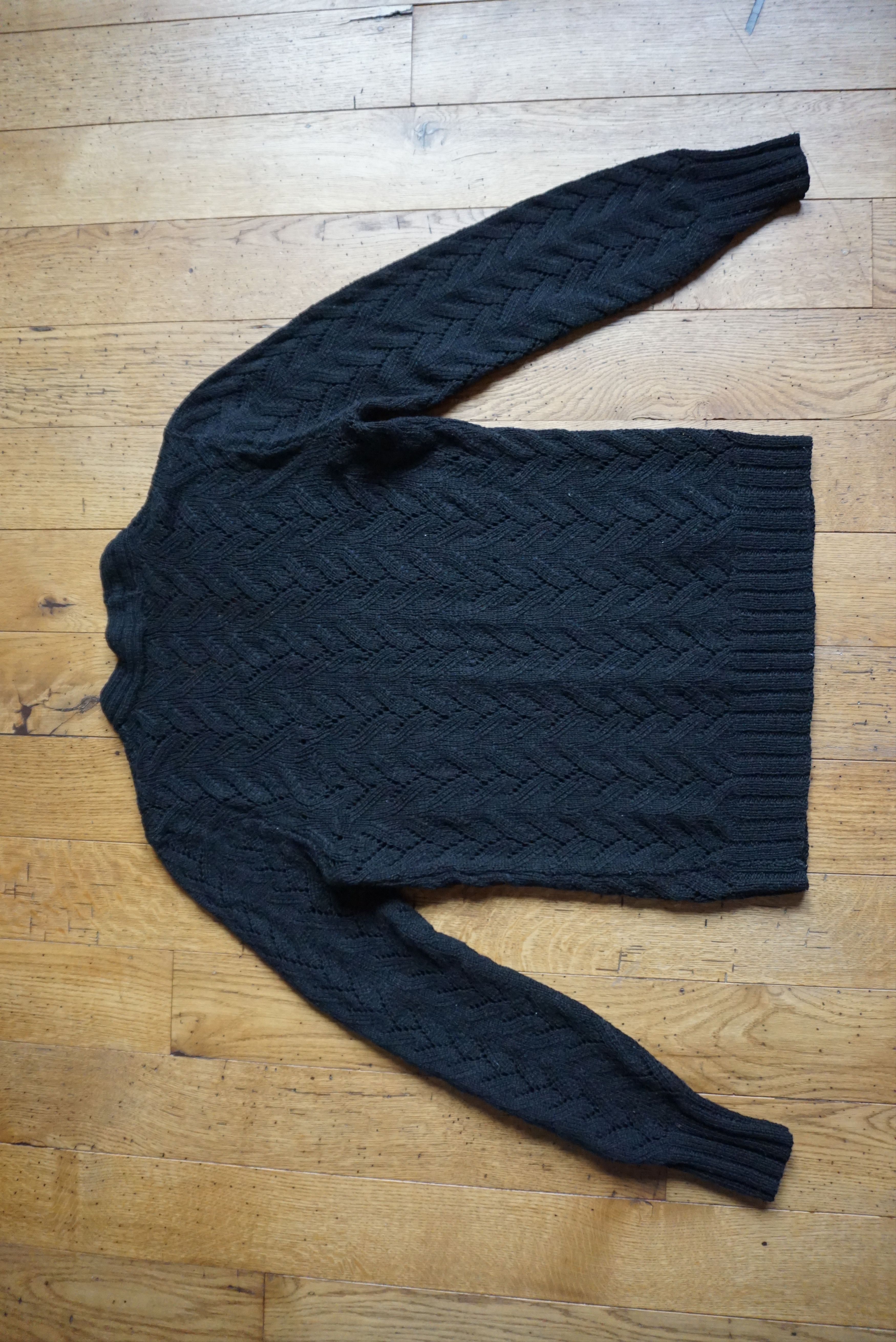 Handmade Vintage hand knitted jumper S/M 10/12 patterned wool blend Size S / US 4 / IT 40 - 11 Thumbnail