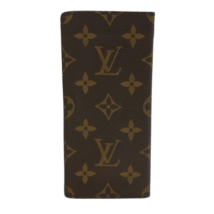 LOUIS VUITTON Monogram Etui a lunettes Simple Glasses Case