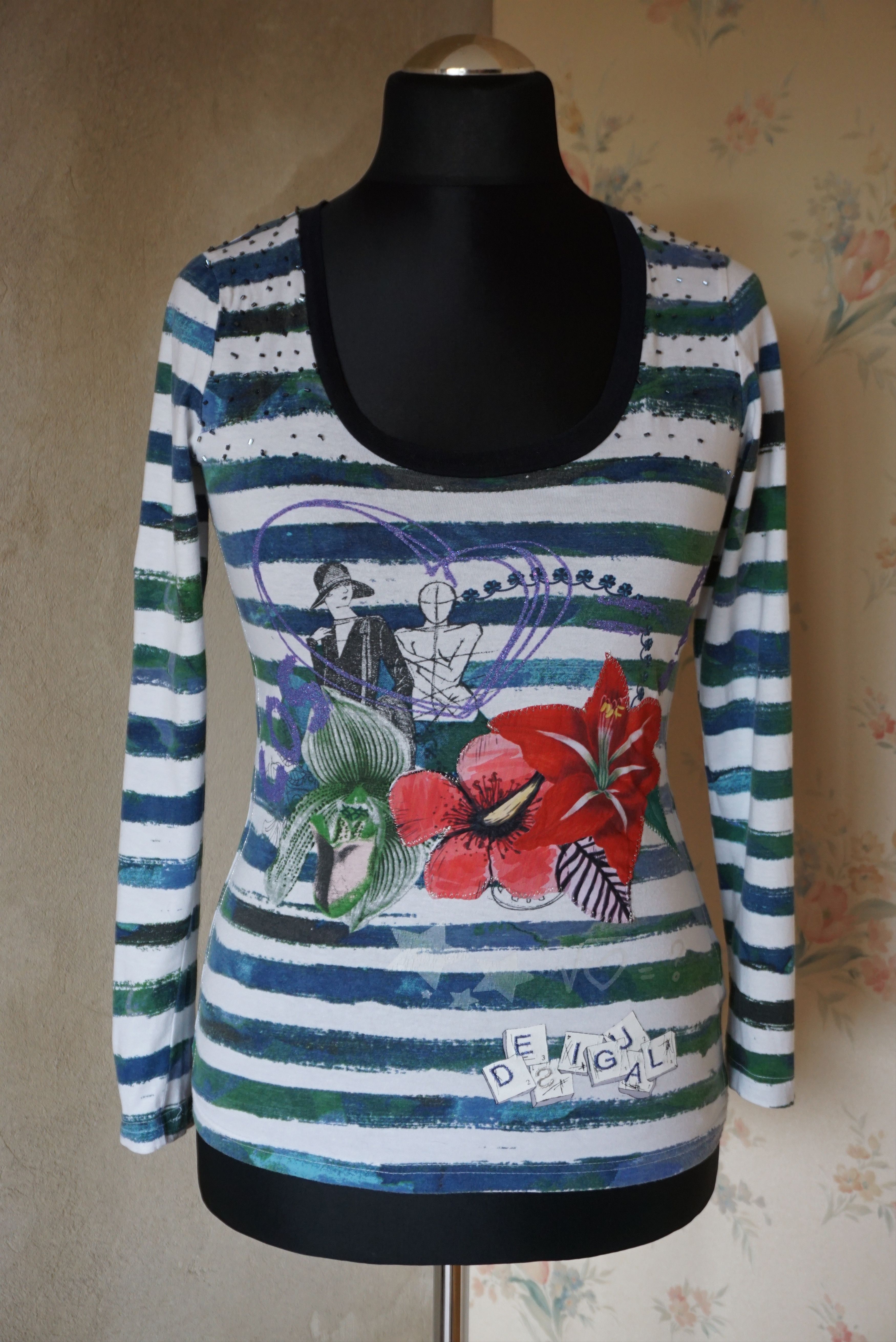 Designer Desigual top S 4/6 patterned stylish t-shirt striped slimfit Size S / US 4 / IT 40 - 7 Thumbnail