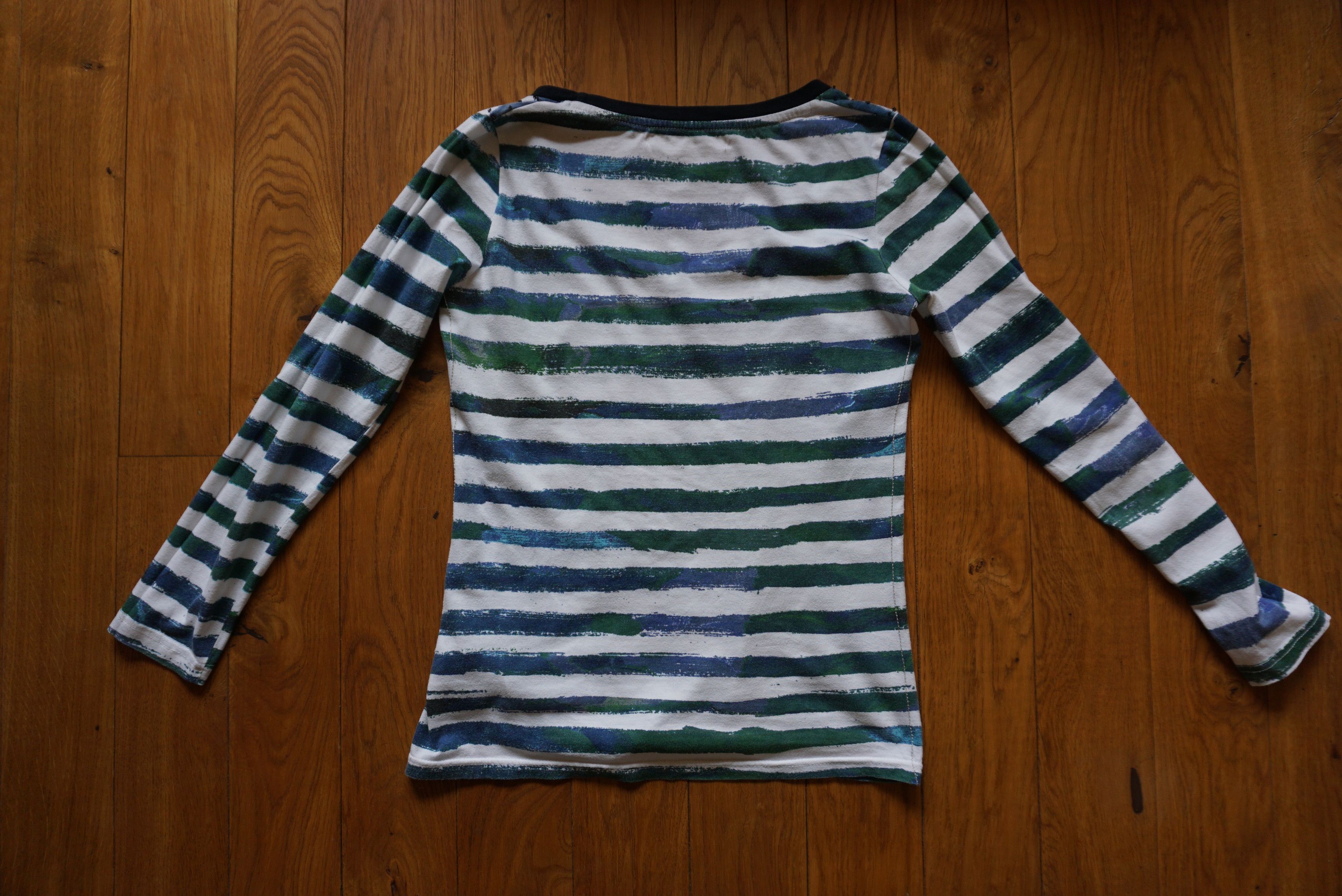 Designer Desigual top S 4/6 patterned stylish t-shirt striped slimfit Size S / US 4 / IT 40 - 17 Thumbnail