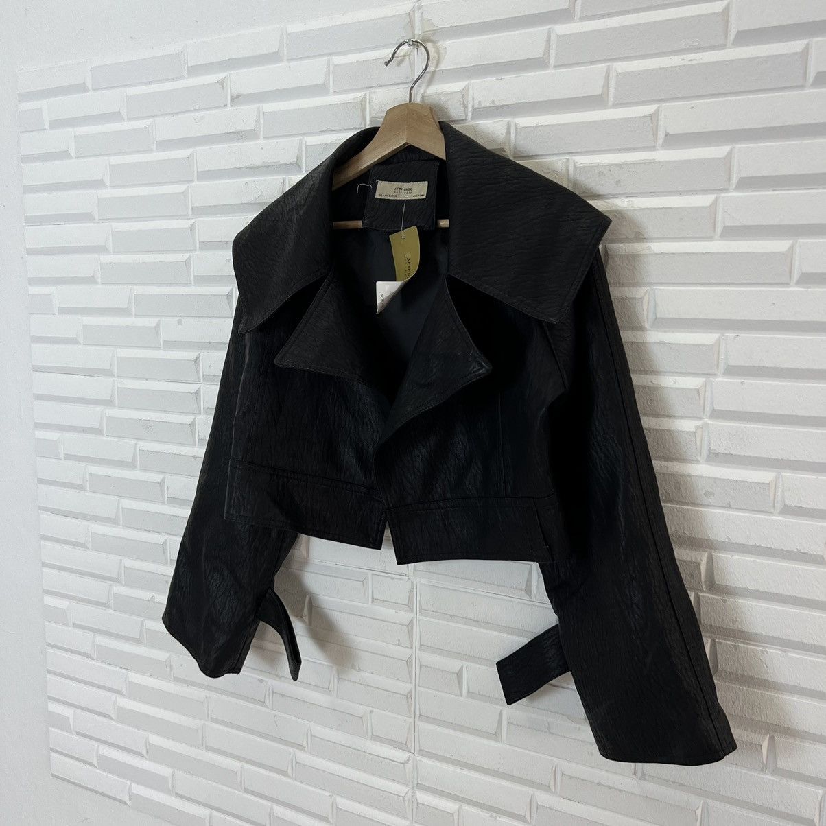 Japanese Brand CROPPED BIKER PARACHUTE LEATHER JACKET AFTF BASIC OUTERWEAR Size US S / EU 44-46 / 1 - 2 Thumbnail