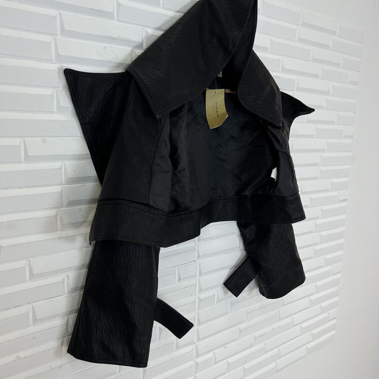 Japanese Brand CROPPED BIKER PARACHUTE LEATHER JACKET AFTF BASIC OUTERWEAR Size US S / EU 44-46 / 1 - 16 Thumbnail