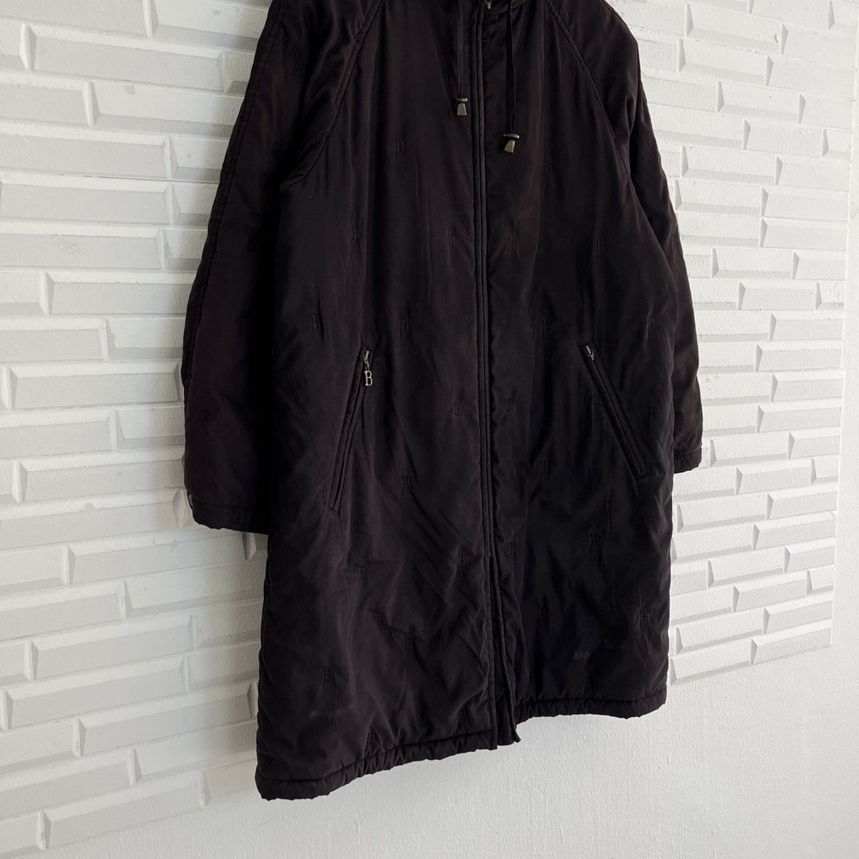 Burberry VINTAGE BURBERRYS LONG JACKET BIG LOGO FULL PRINT ‘B’ Size US L / EU 52-54 / 3 - 5 Thumbnail