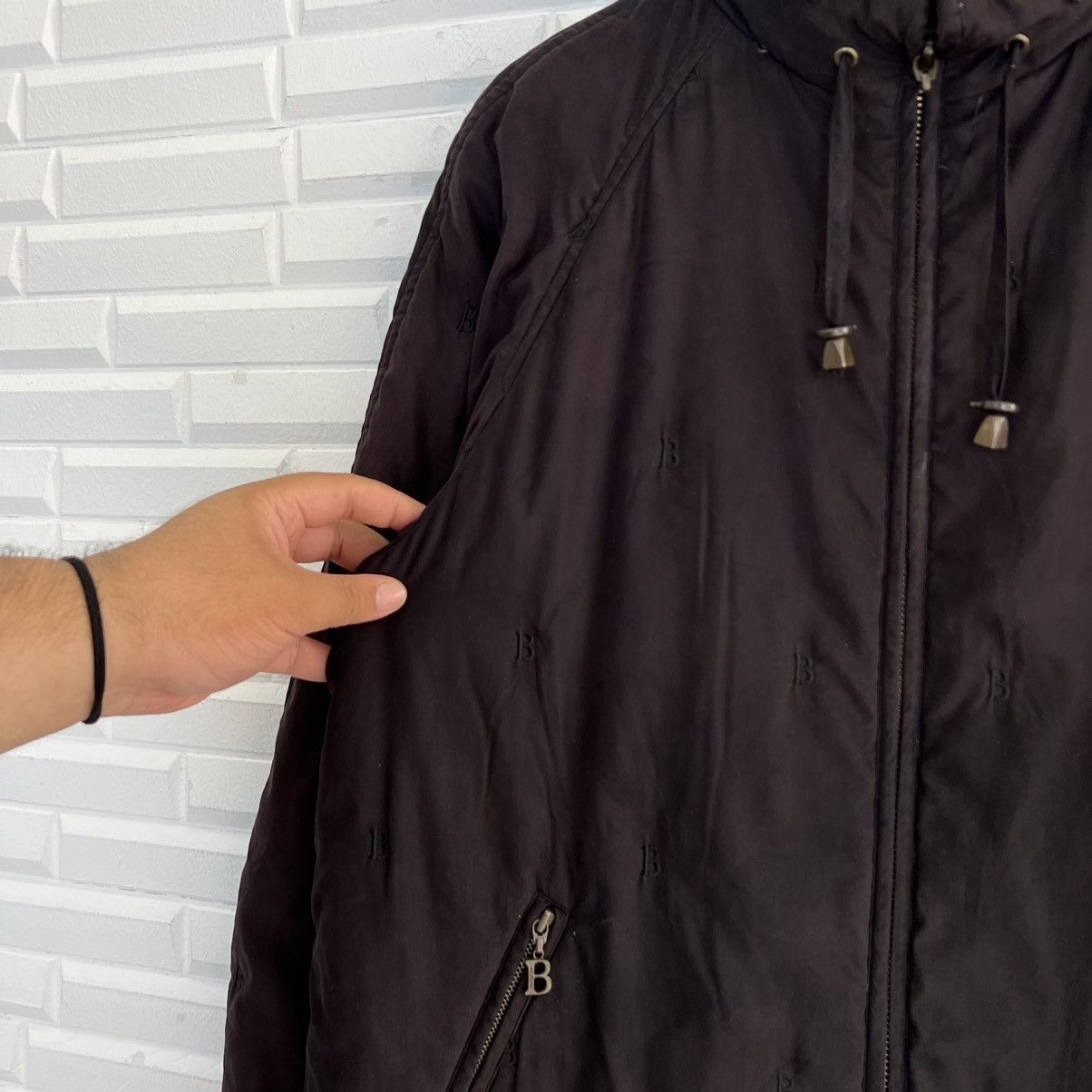 Burberry VINTAGE BURBERRYS LONG JACKET BIG LOGO FULL PRINT ‘B’ Size US L / EU 52-54 / 3 - 6 Thumbnail
