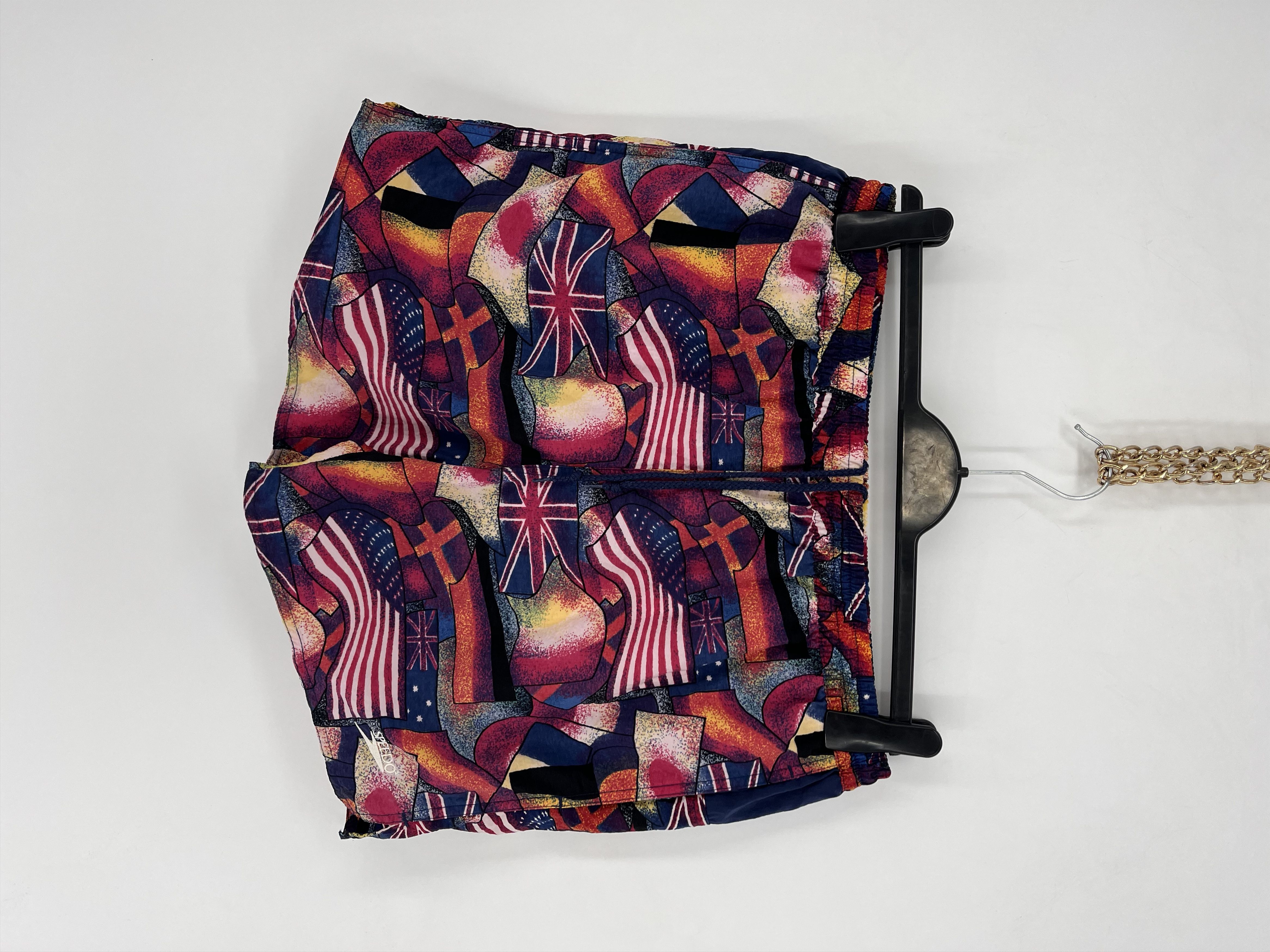 Vintage Vintage Y2K Art Streetwear Hawaiian Shorts Fashion Grailed Size US 32 / EU 48 - 1 Thumbnail