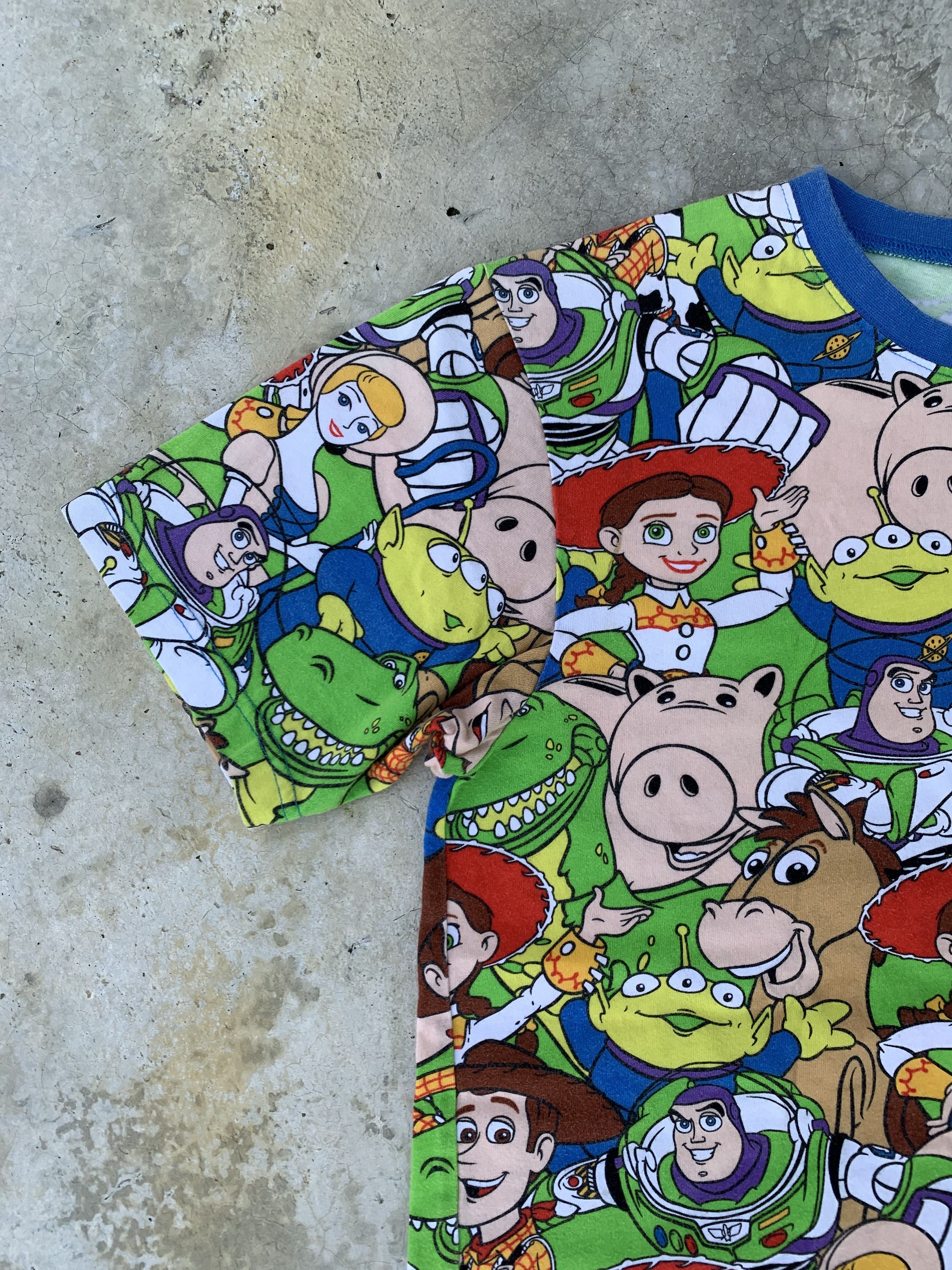 Disney Disney Cartoon Graphic Fullprint Tshirt Size US M / EU 48-50 / 2 - 4 Thumbnail