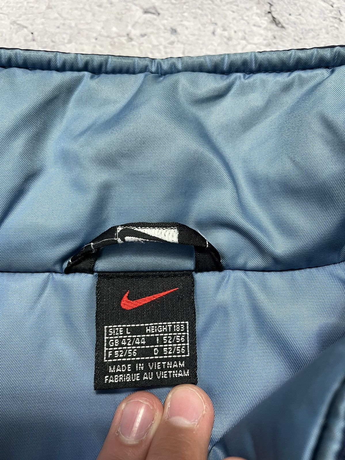 Nike × Vintage Vintage Nike down jacket with large Y2K logo Size US L / EU 52-54 / 3 - 12 Thumbnail