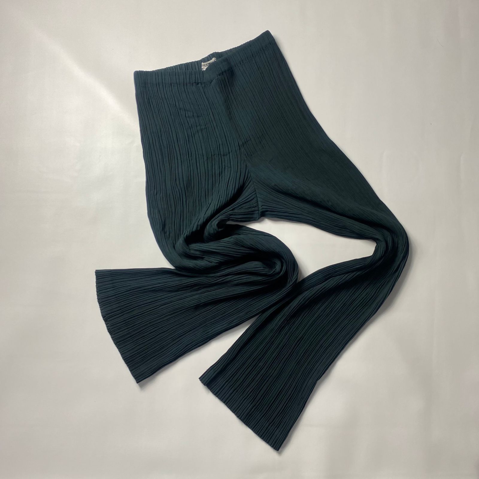 Issey Miyake Issey miyake pleats please pants Size 30" / US 8 / IT 44 - 1 Thumbnail