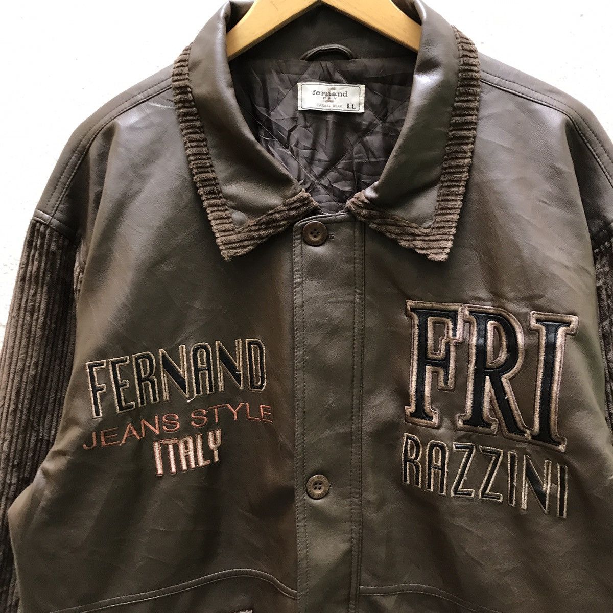 Italia Independent 🔊🔥FINAL DROP🔥 FERNAND JEANS STYLE ITALY FERNARD RAZZINI Size US L / EU 52-54 / 3 - 6 Thumbnail