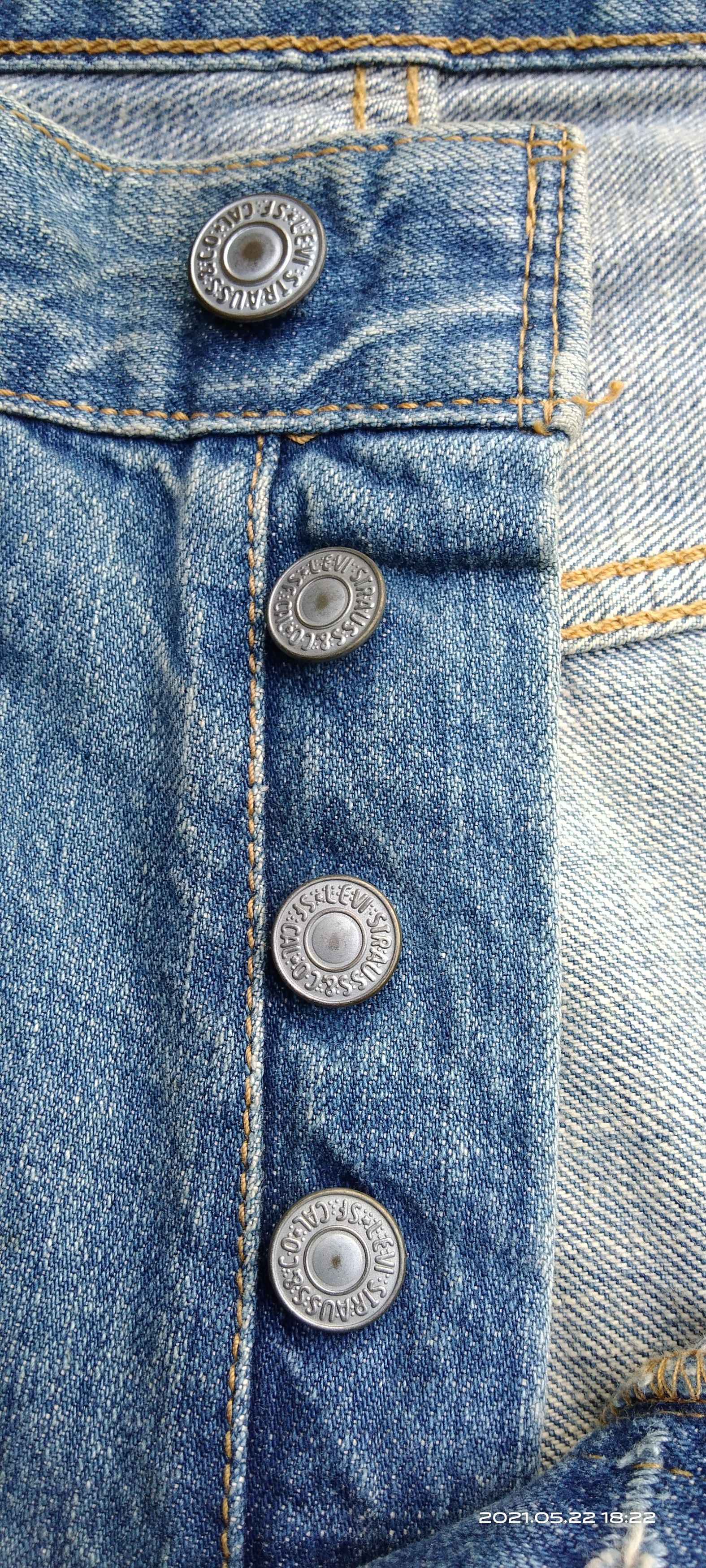 Art Comes First × Levi's DISTRESSED LEVIS 501 JAPANESE TRADITIONAL KOI ART Size US 33 - 10 Thumbnail