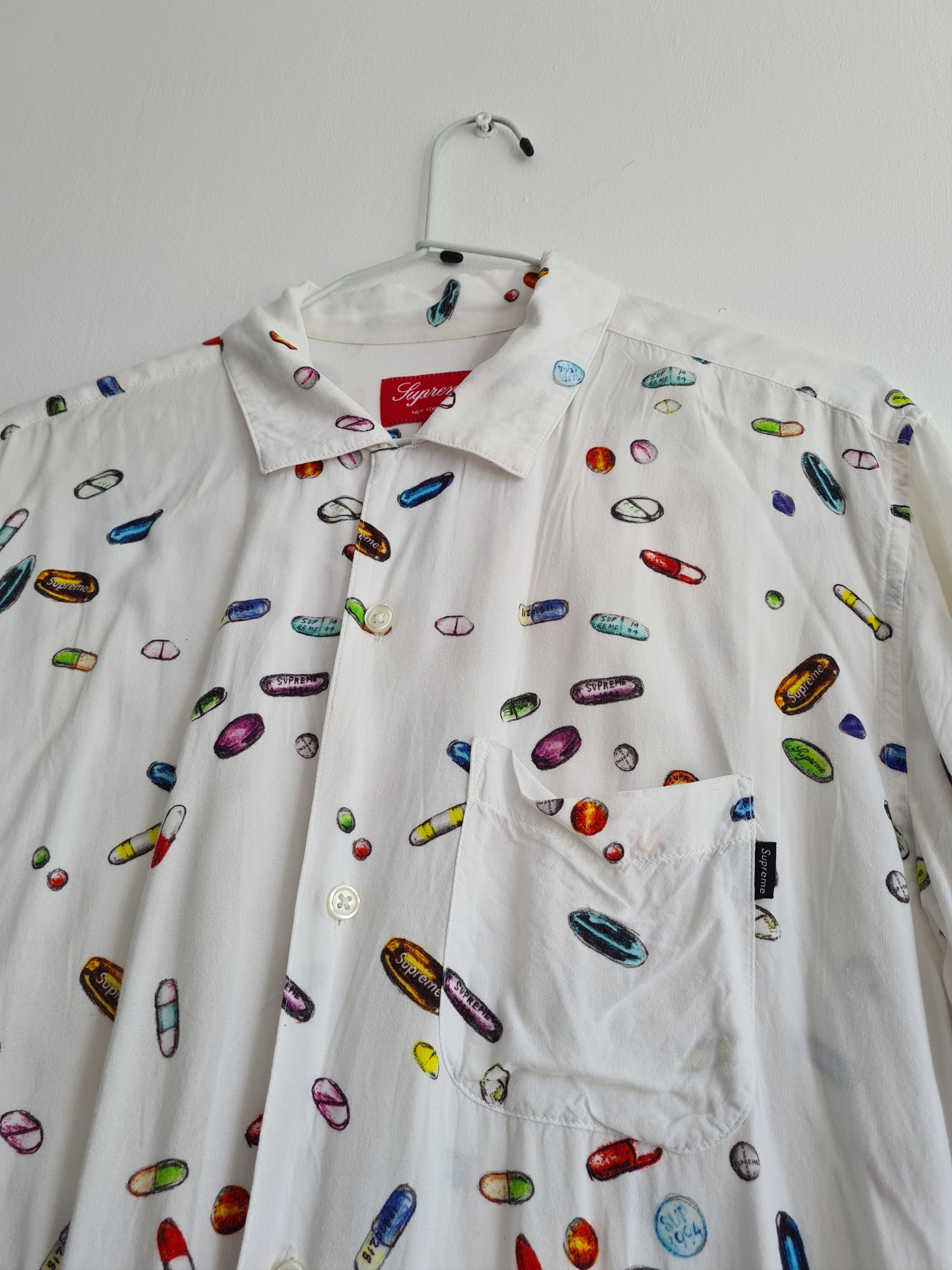 Supreme Pills Rayon Camp Collar Shirt SS17 Size US M / EU 48-50 / 2 - 2 Thumbnail