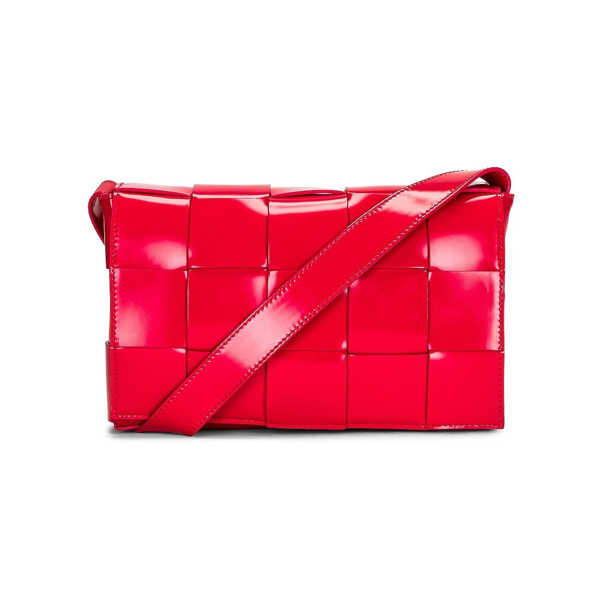☆【BOTTEGA VENETA】☆SMALL CASSETTE CROSSBODY BAG RED☆ BOTTEGA VENETA Lambskin Maxi Intrecciato Small Cassette