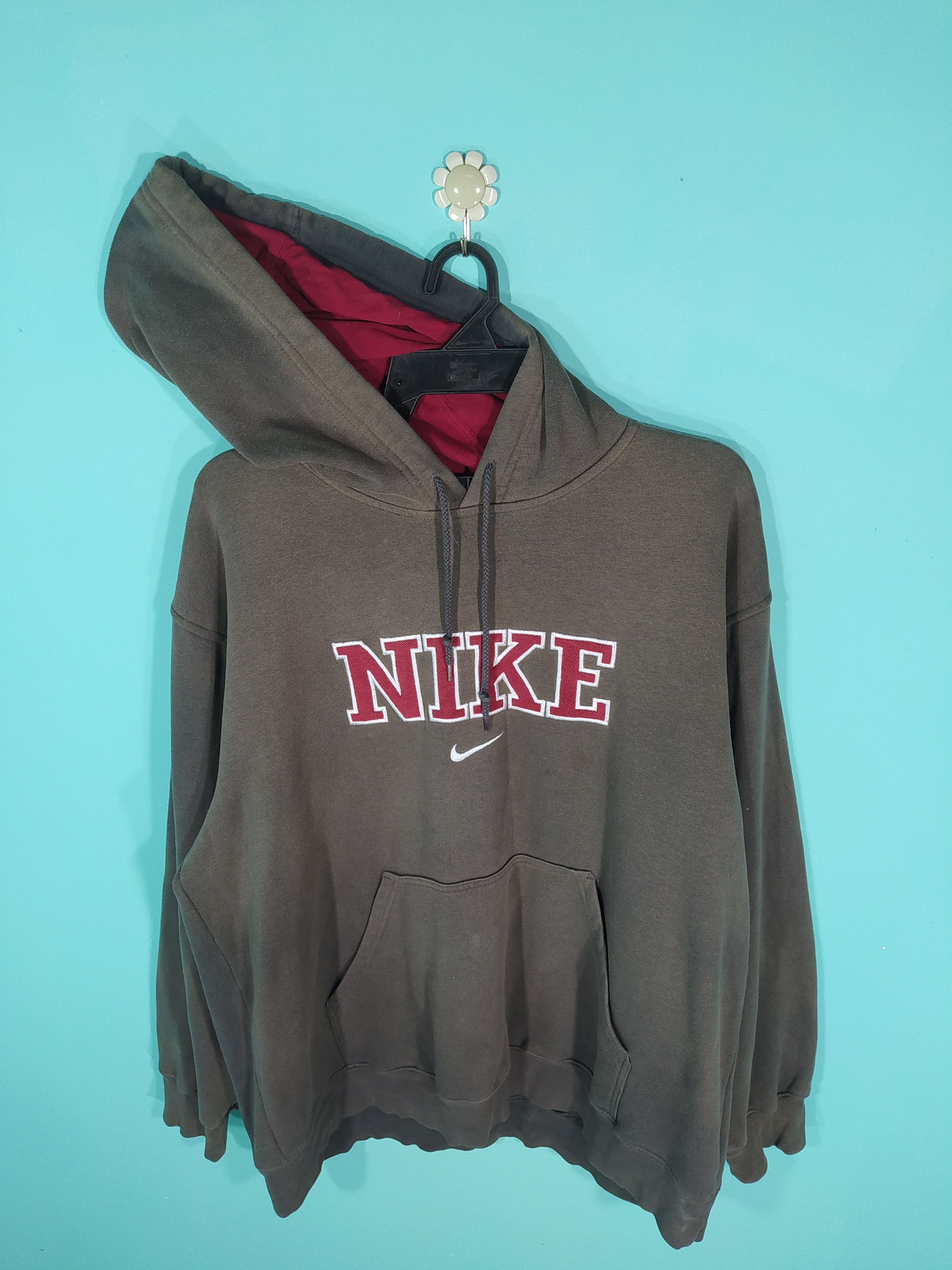Nike × Vintage Vintage Y2K Sunfaded Nike Embroidery Logo Travis Size US M / EU 48-50 / 2 - 3 Thumbnail