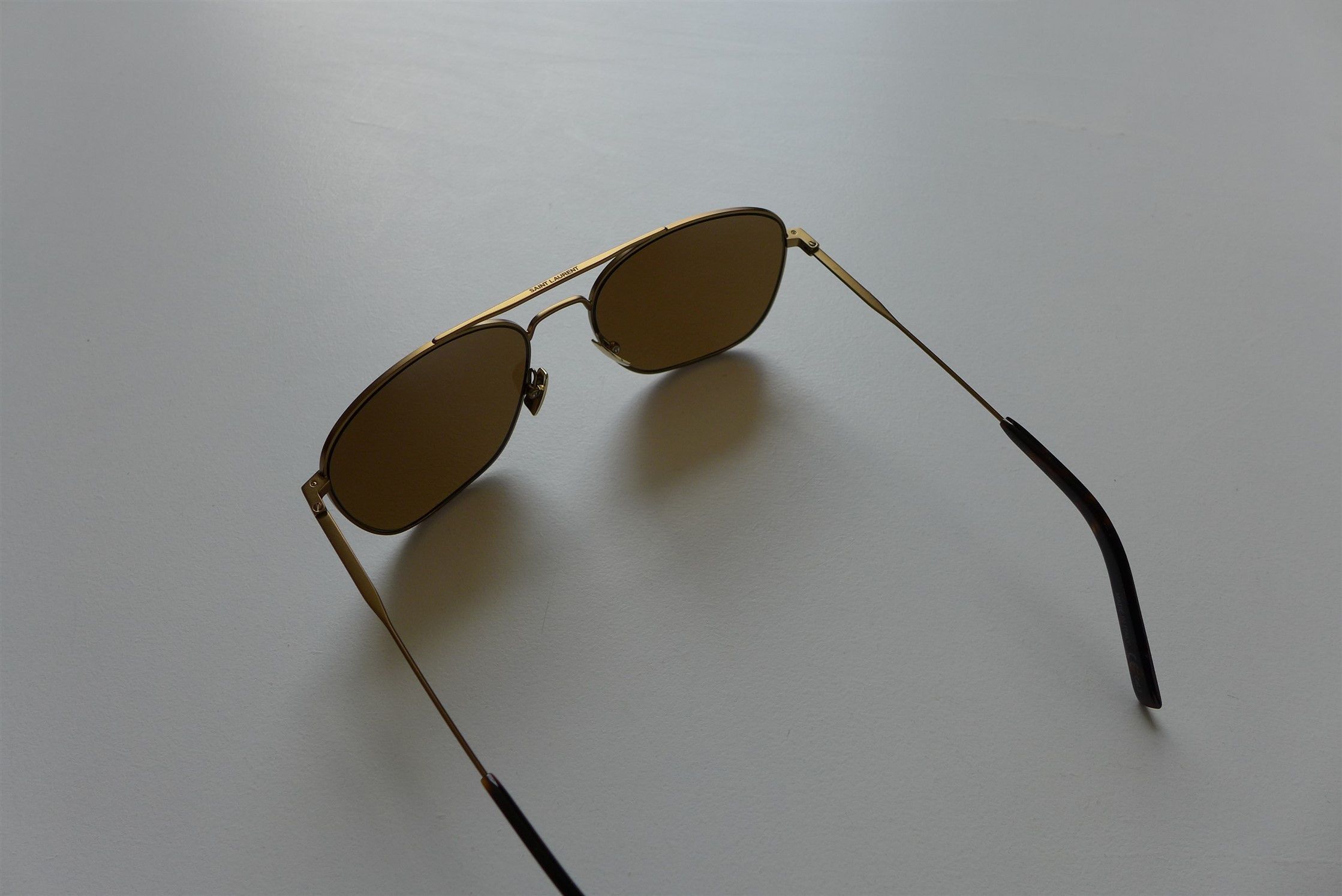 Saint Laurent Paris Saint Laurent SL86 Aviator Sunglasses -- Matte Gold Metal Size ONE SIZE - 4 Thumbnail