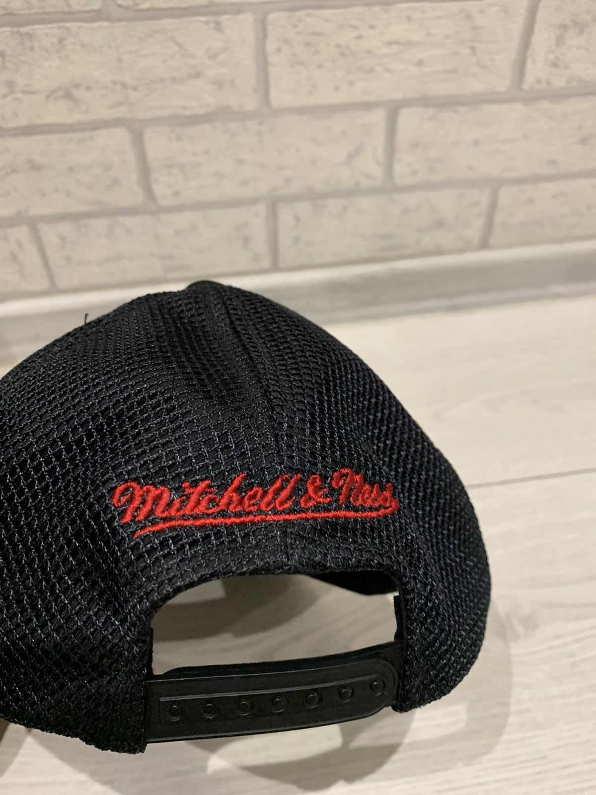 Mitchell & Ness × NBA × Vintage Reflective mitchell & ness Toronto Raptors snapback hat Size ONE SIZE - 5 Thumbnail