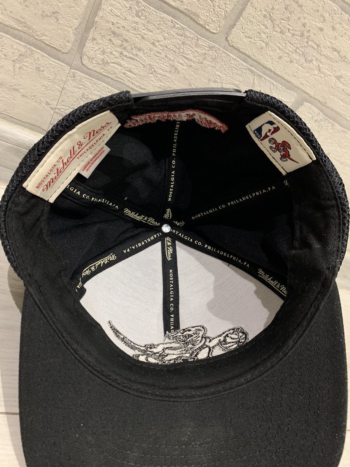 Mitchell & Ness × NBA × Vintage Reflective mitchell & ness Toronto Raptors snapback hat Size ONE SIZE - 6 Thumbnail
