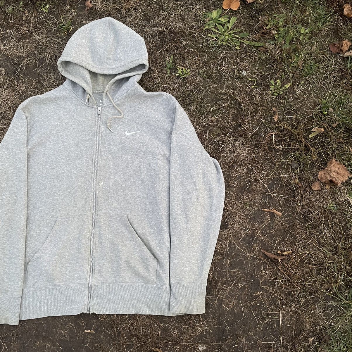 Vintage Vintage Nike Faded Zip Hoodie Swoosh Logo Streetwear XXL Size US XXL / EU 58 / 5 - 2 Thumbnail
