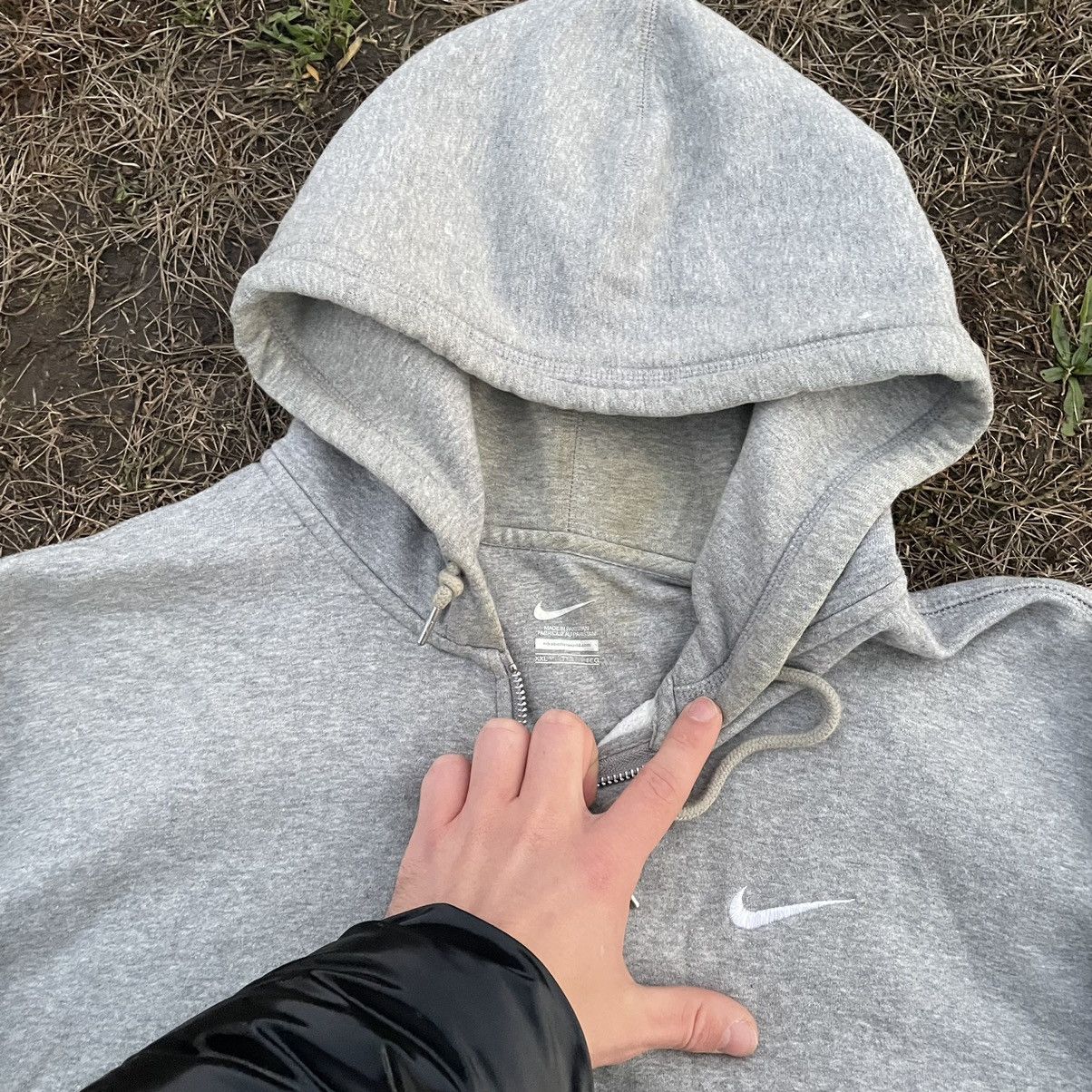 Vintage Vintage Nike Faded Zip Hoodie Swoosh Logo Streetwear XXL Size US XXL / EU 58 / 5 - 8 Thumbnail