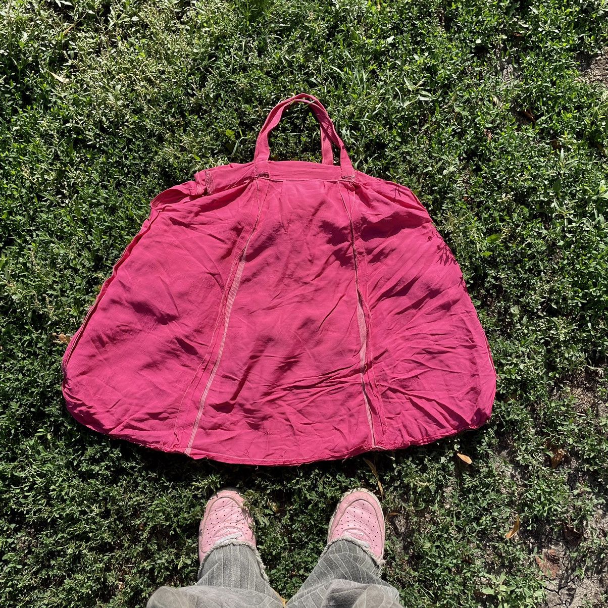 Vintage Vintage Y2K Quilted Nylon Puffer Shoulder Bag Hot Pink OS Size ONE SIZE - 1 Thumbnail