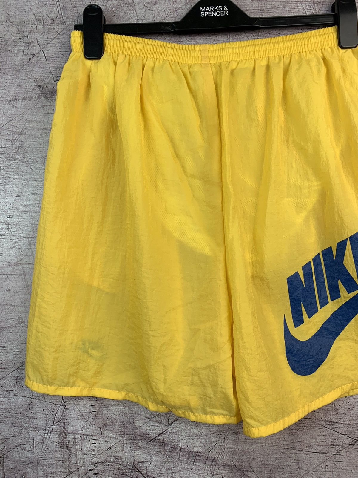 Nike Nike Vintage Mens Nylon Shorts Drill Y2K Size US 34 / EU 50 - 2 Thumbnail