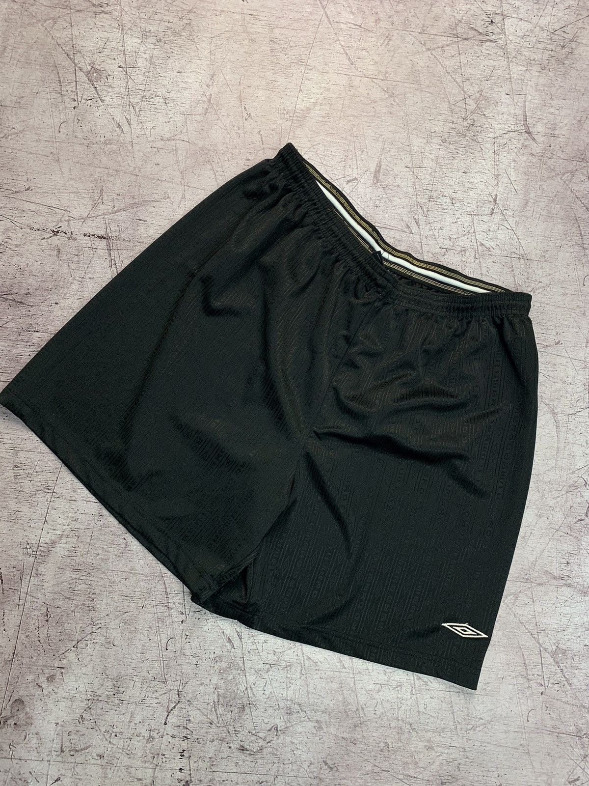Umbro × Vintage Umbro Monogram Vintage Y2K Shorts Size US 38 / EU 54 - 1 Thumbnail
