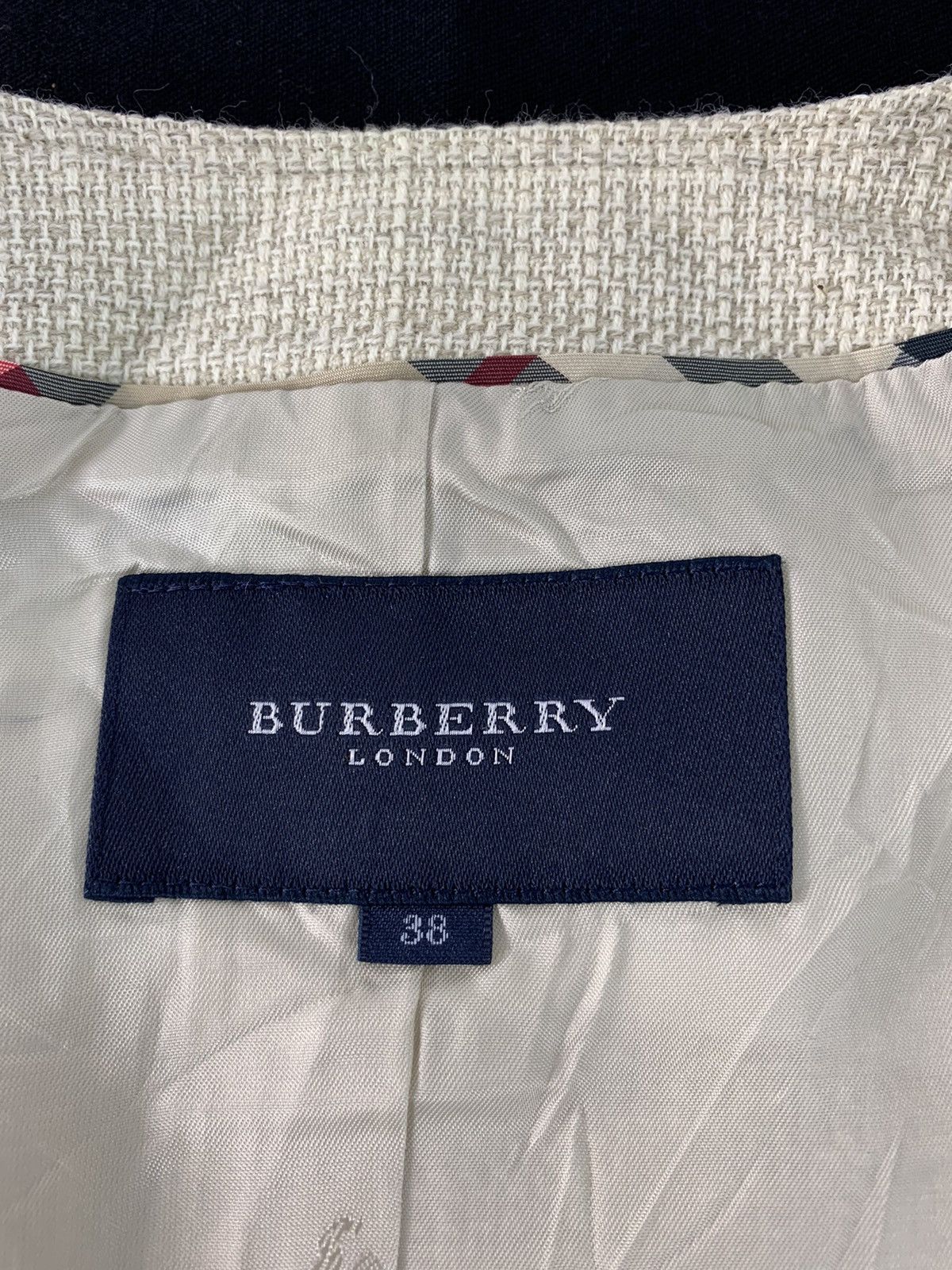 Burberry Rare Burberry London Blouson Coat Jacket Button Down Style Size S / US 4 / IT 40 - 6 Thumbnail