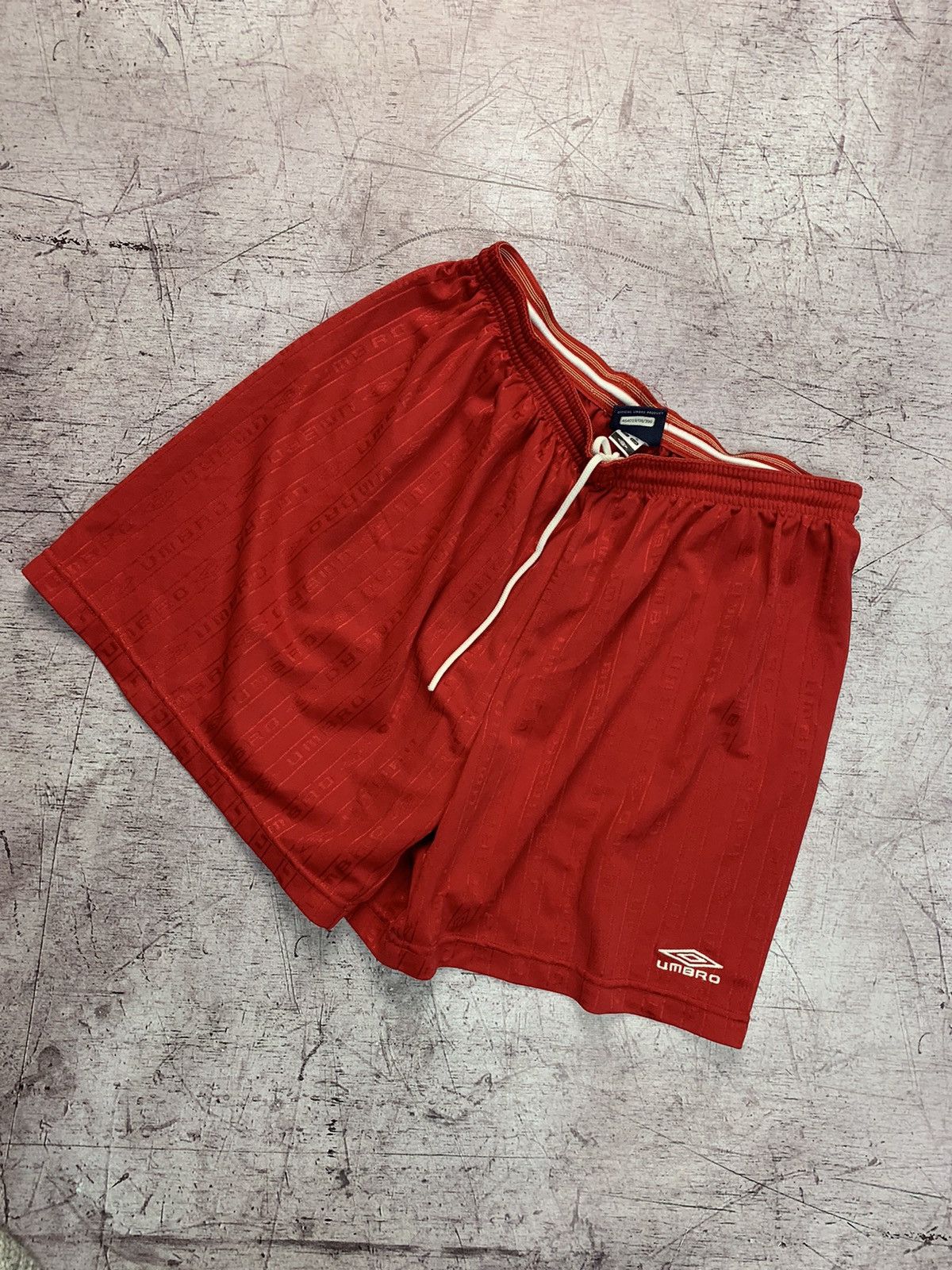 Umbro × Vintage Vintage Umbro Y2K Shorts Size US 36 / EU 52 - 1 Thumbnail