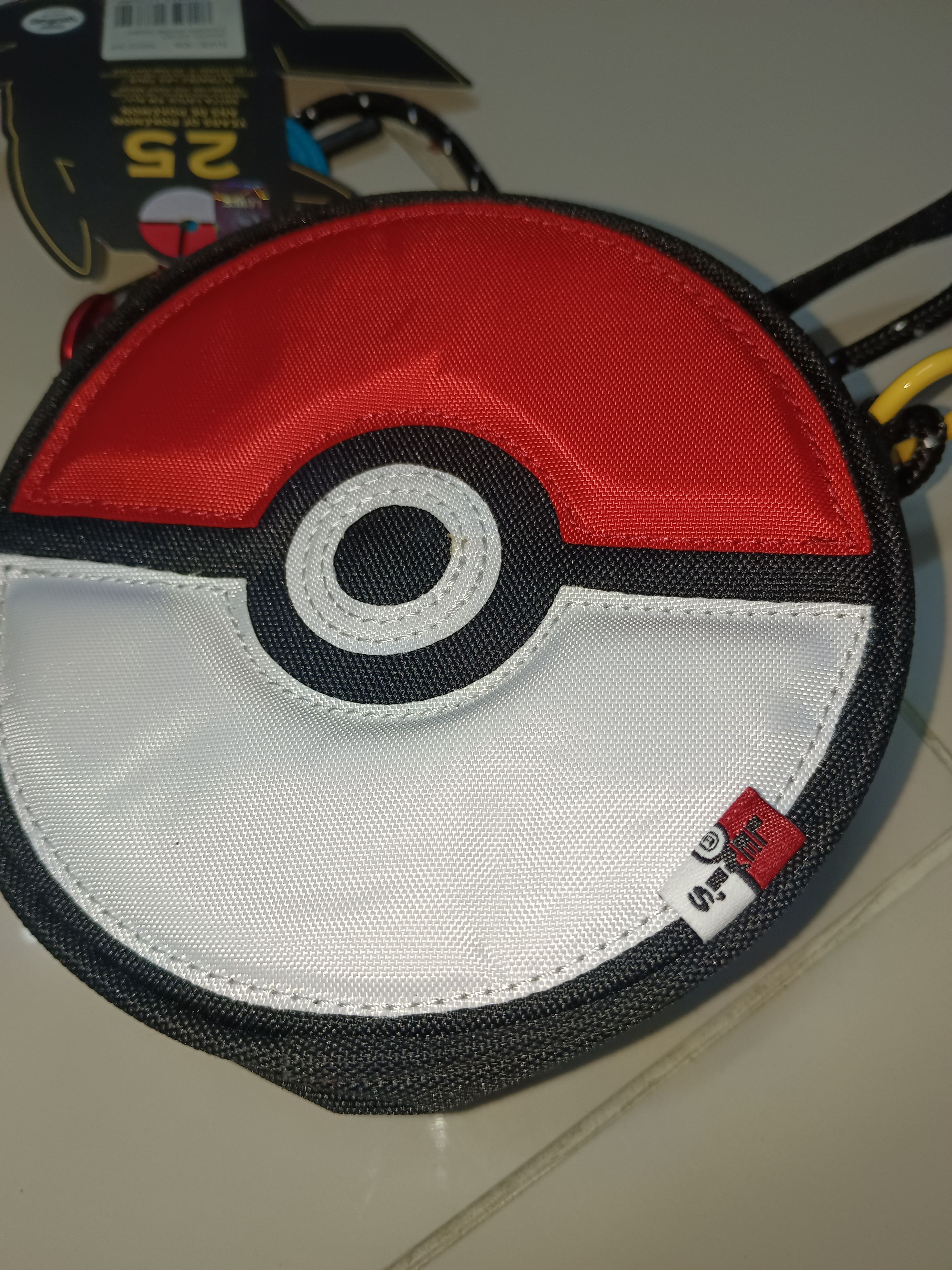 Levi's × Pokemon LEVIS X POKEMON POKEBALL CROSSBODY Size ONE SIZE - 6 Thumbnail
