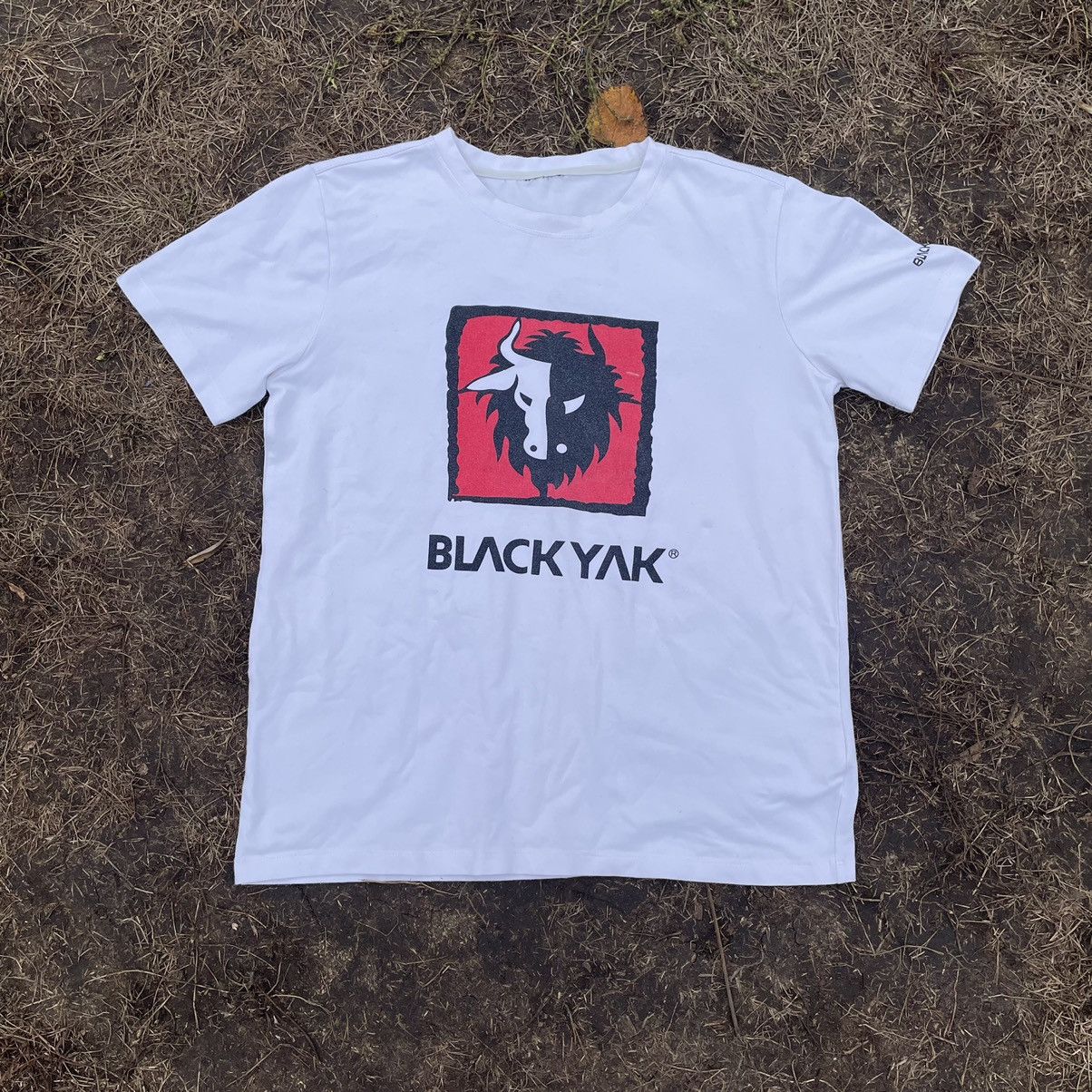 Vintage Vintage Y2K Black Yak Graphic Tee Streetwear Logo Print L Size US L / EU 52-54 / 3 - 1 Thumbnail